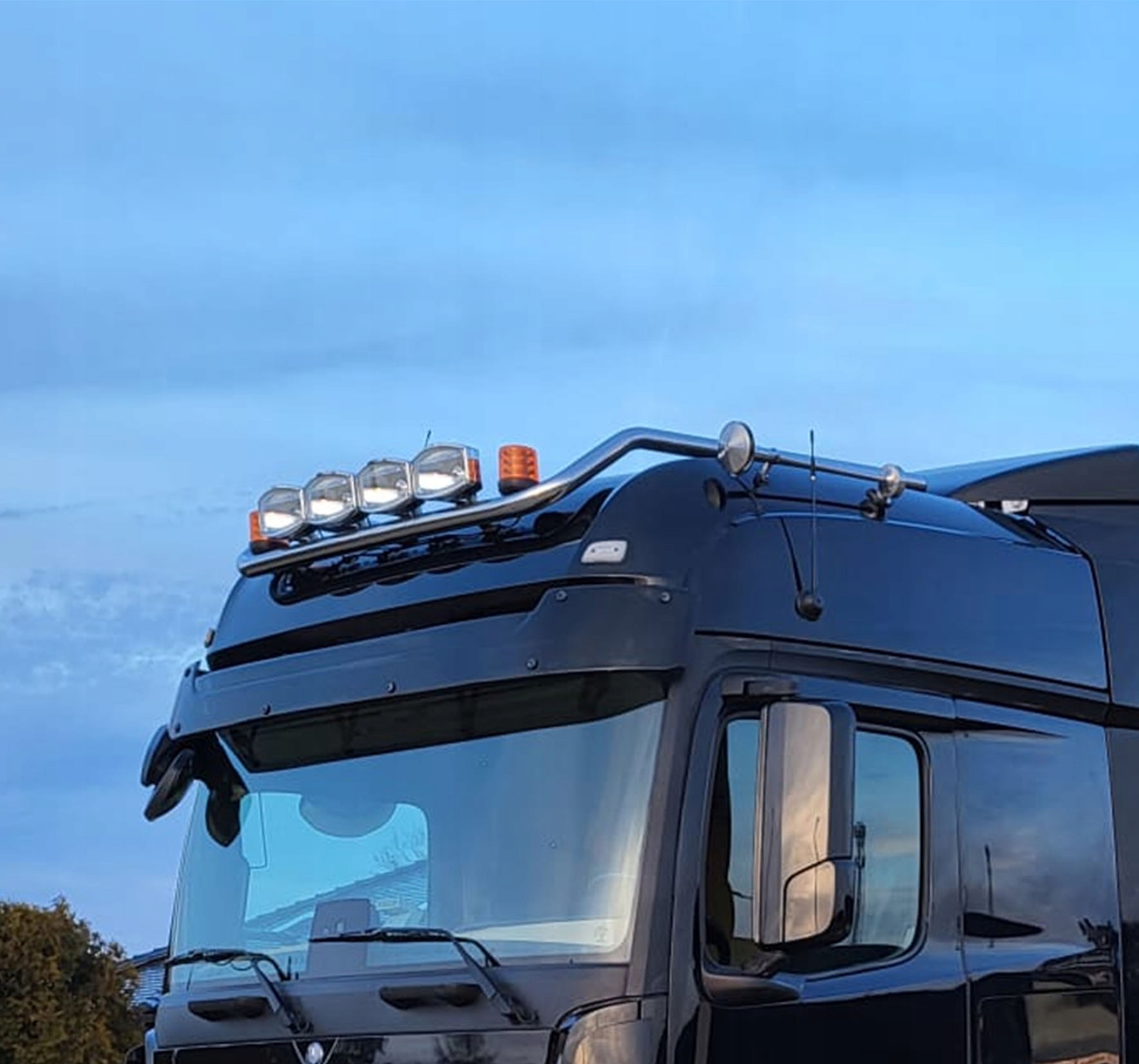 Orurowanie dachowe / Rama dachowa Mercedes-Benz Actros MP4 BigSpace (duże)