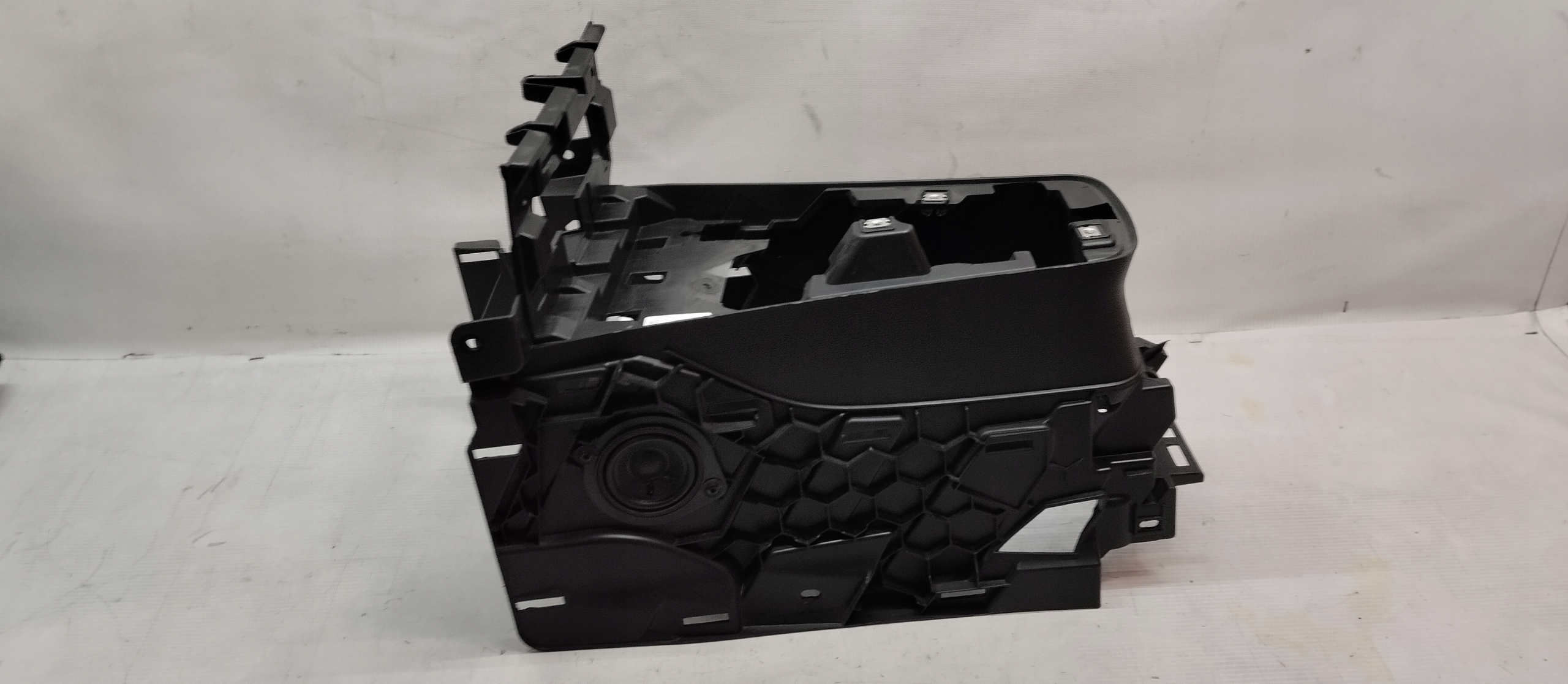 969F51064R - РАМКА КРЕПЛЕНИЯ ТОННЕЛЯ RENAULT CAPTUR II