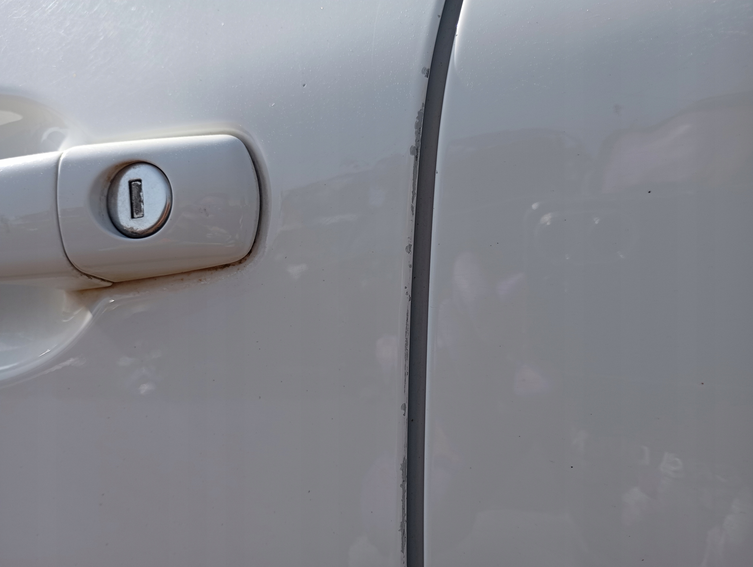 PEUGEOT 208 and 1 door front left BIALE 5D EWP