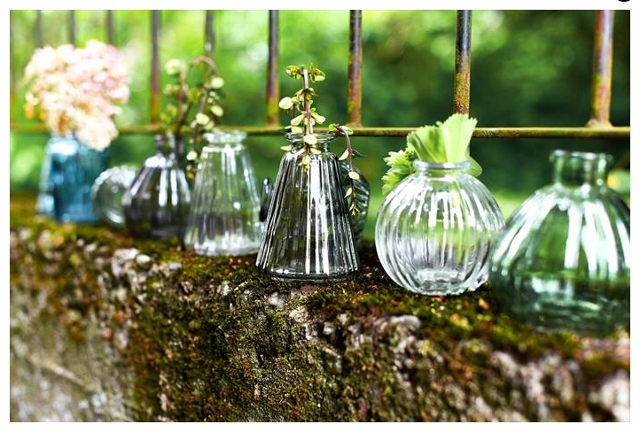 WAZONIK SZKLANY ZIELONY 10x7,5cm WAZON Marka inny