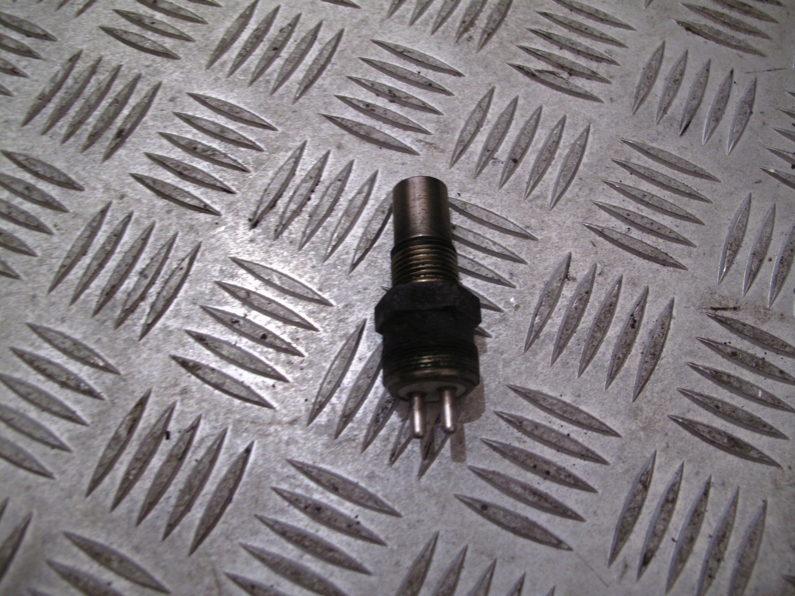 ДАТЧИК СКОРОСТИ SCANIA GRS 900 890