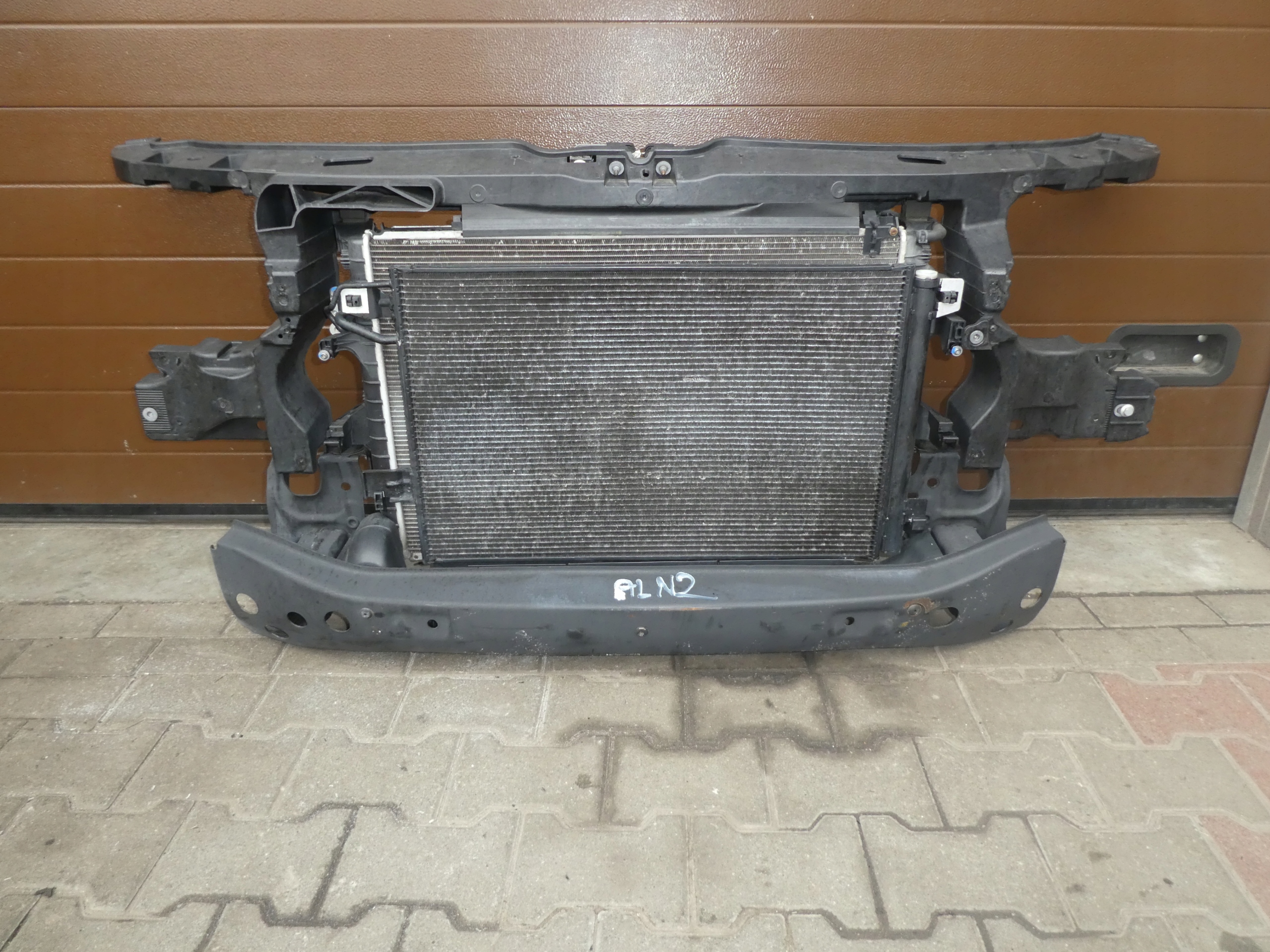 sider support panel for radiators pillar iron VW 7E0 T5