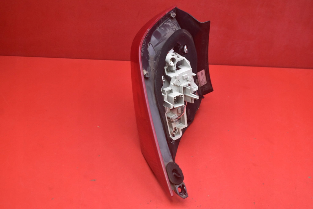 light right rear part rear 30796268 VOLVO S60 2 II 10-13