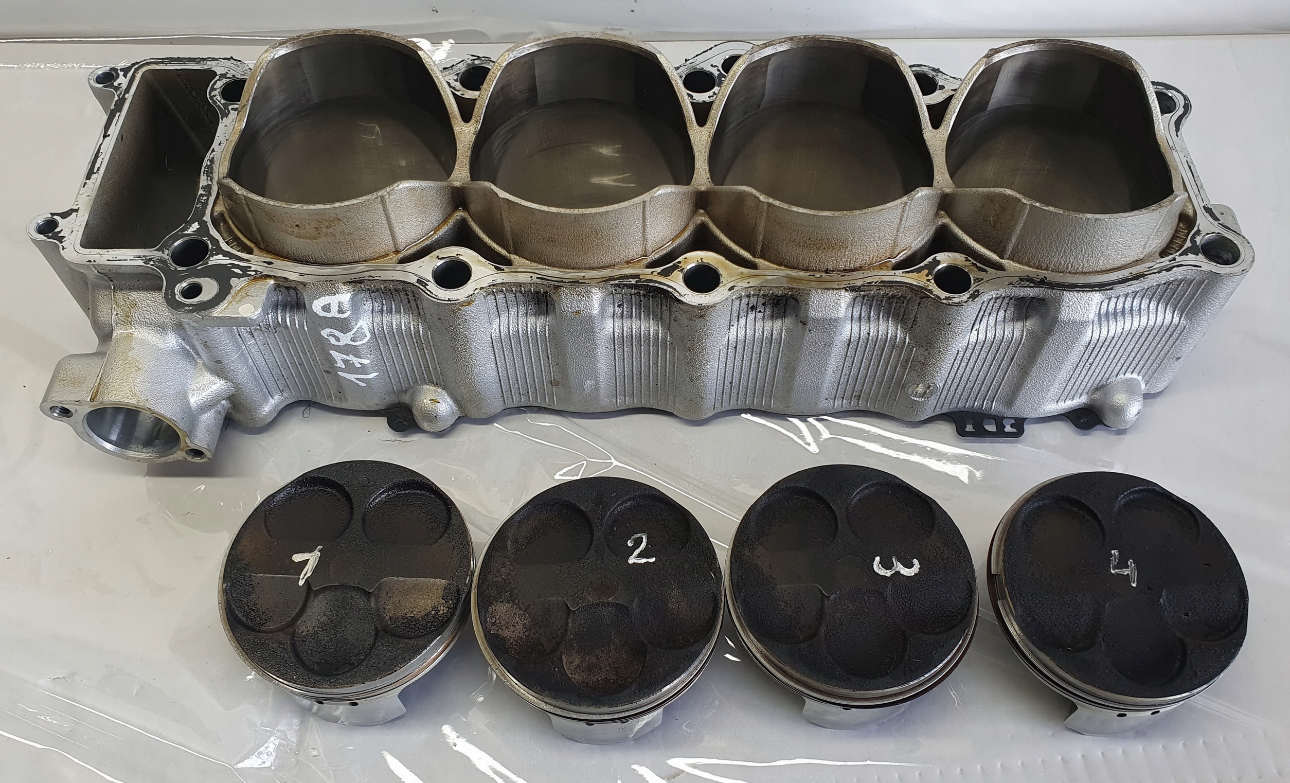 Цилиндры поршни в сборе Yamaha Fz1 RN16 06-15R