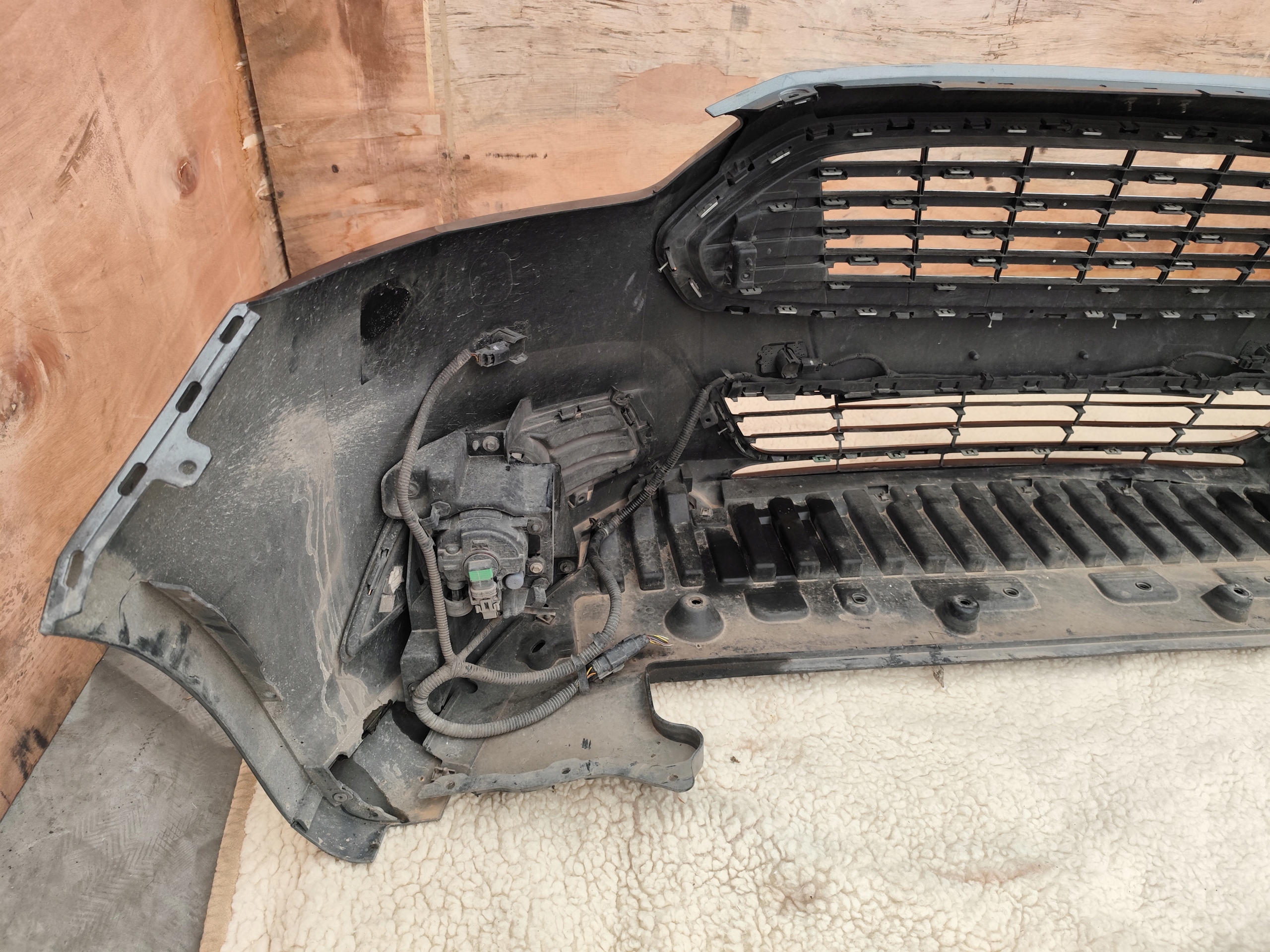 FORD MONDEO MK5 bumper front PDC complete cover DEMONTAZ