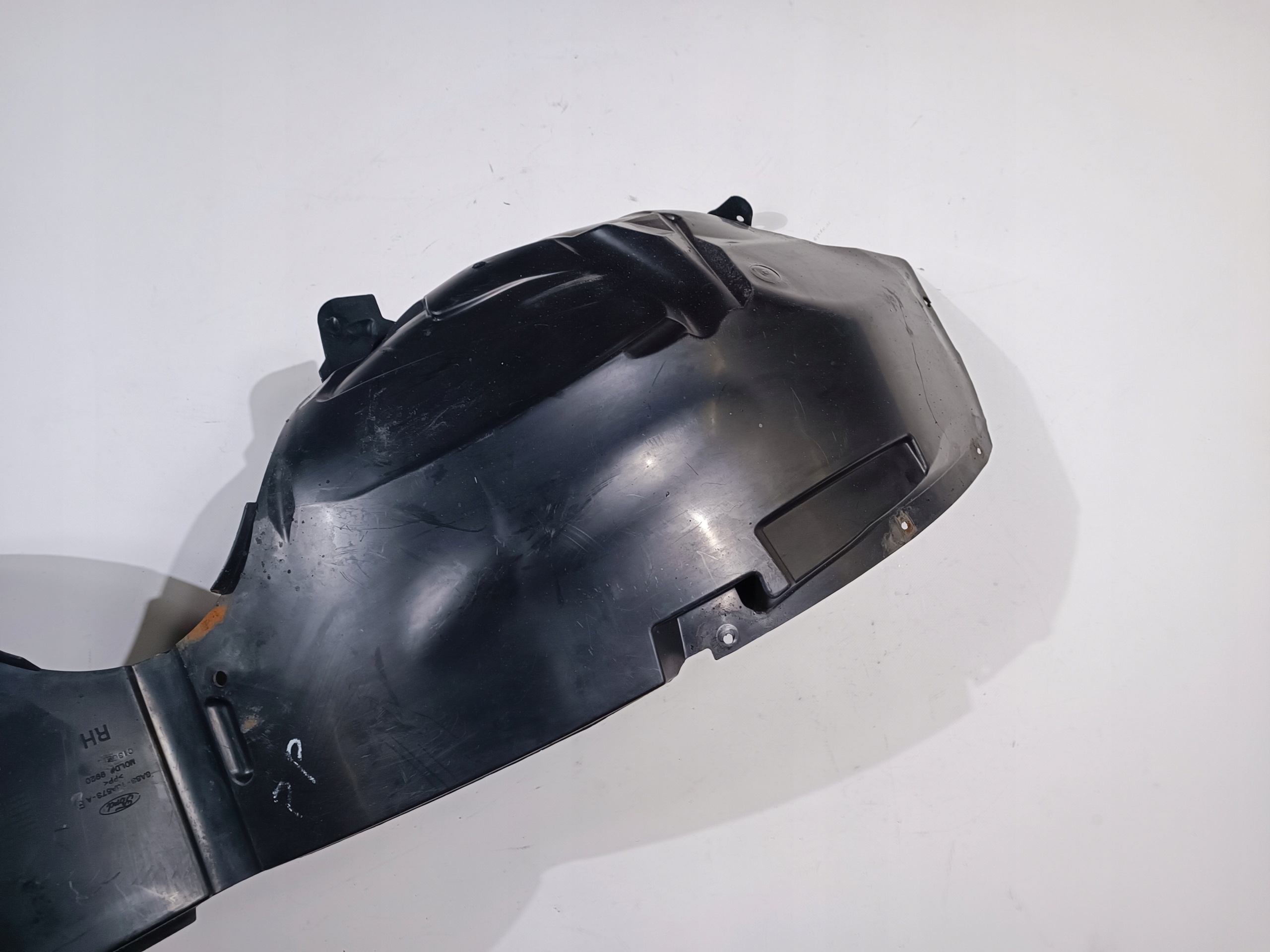 подкрылки правая передняя FORD FLEX 2011-