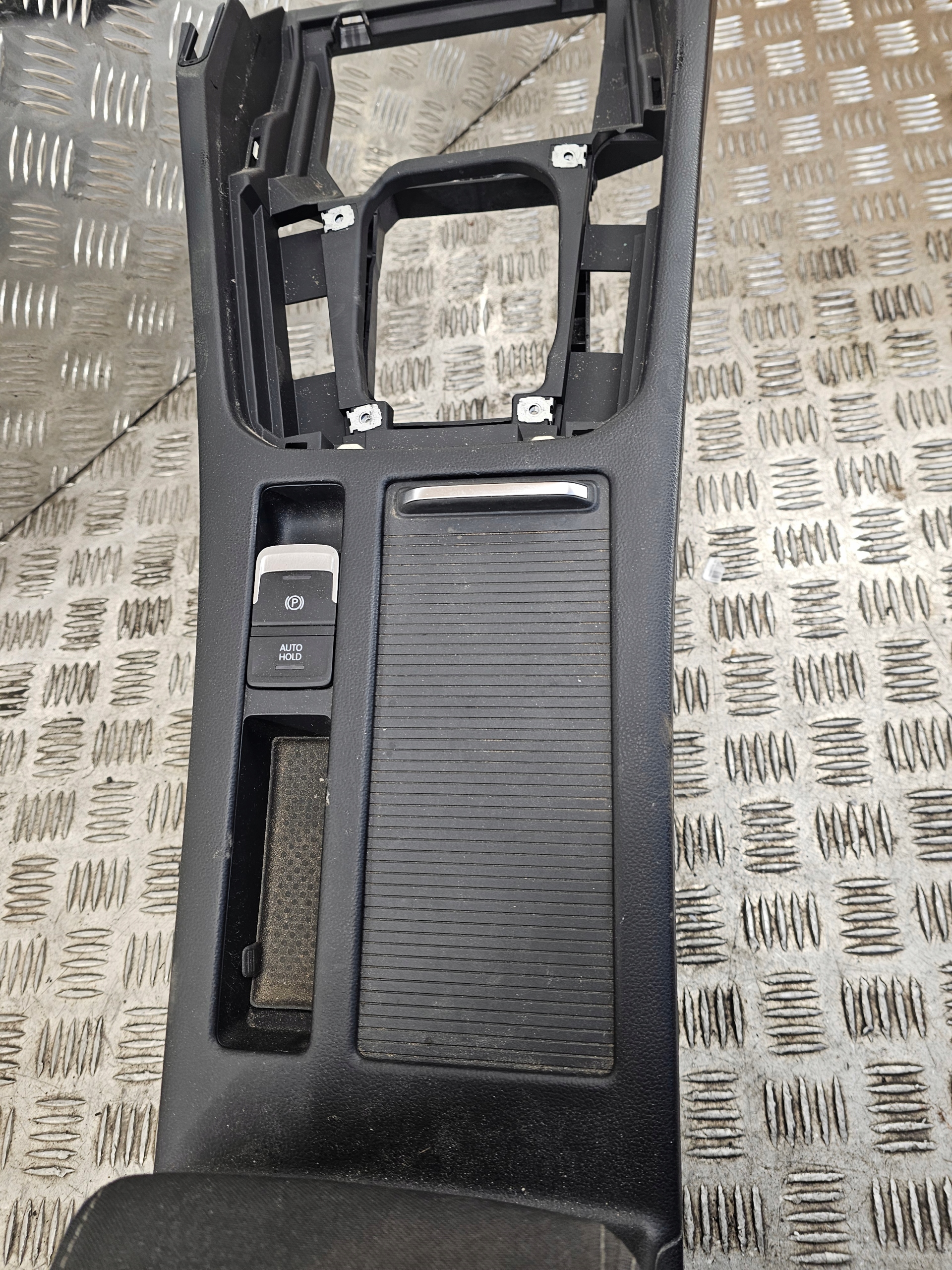 armrest TUNEL central VW PASSAT B8 3G 14- 3G2863241C