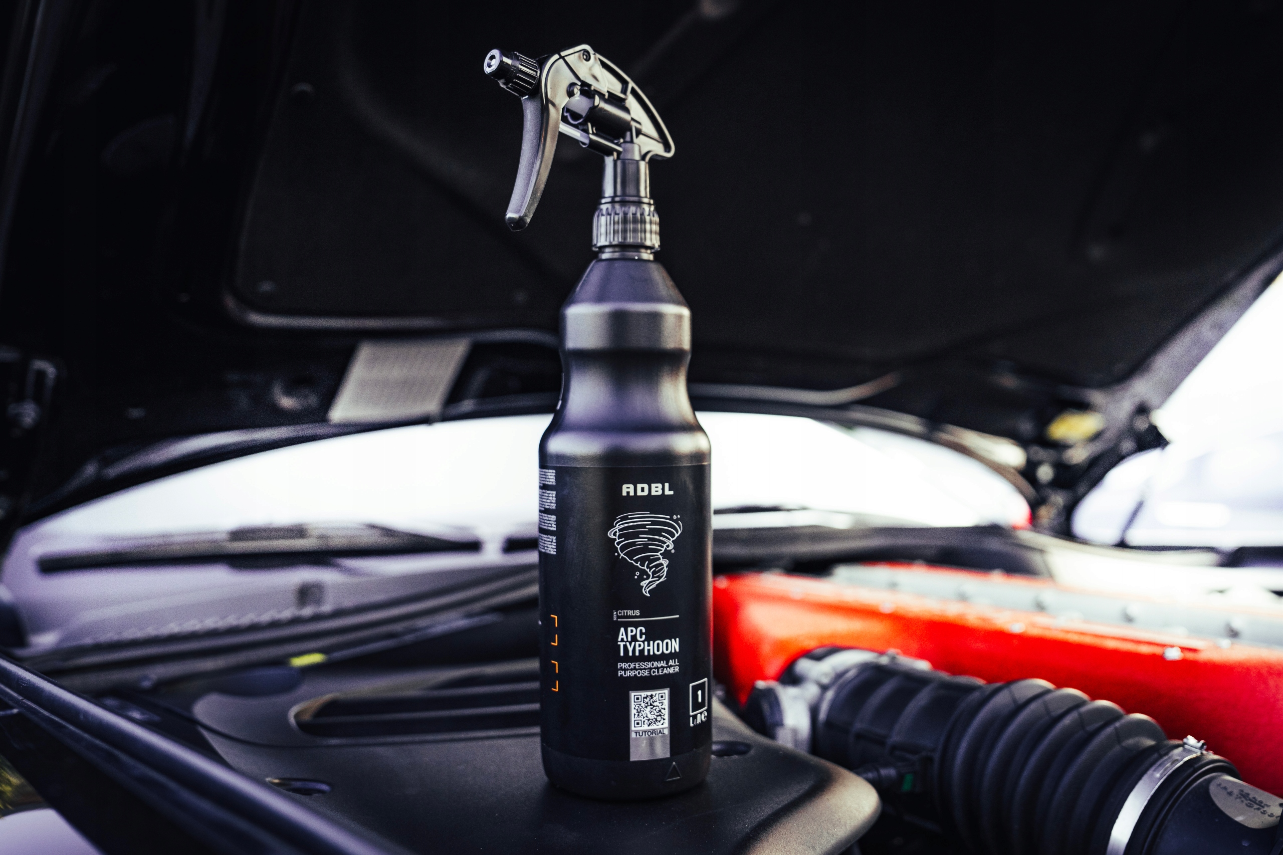 ADBL APC TYPHOON 1000ml skoncentrowany silny uniwersalny środek czyszczący Numer katalogowy producenta ADB000539