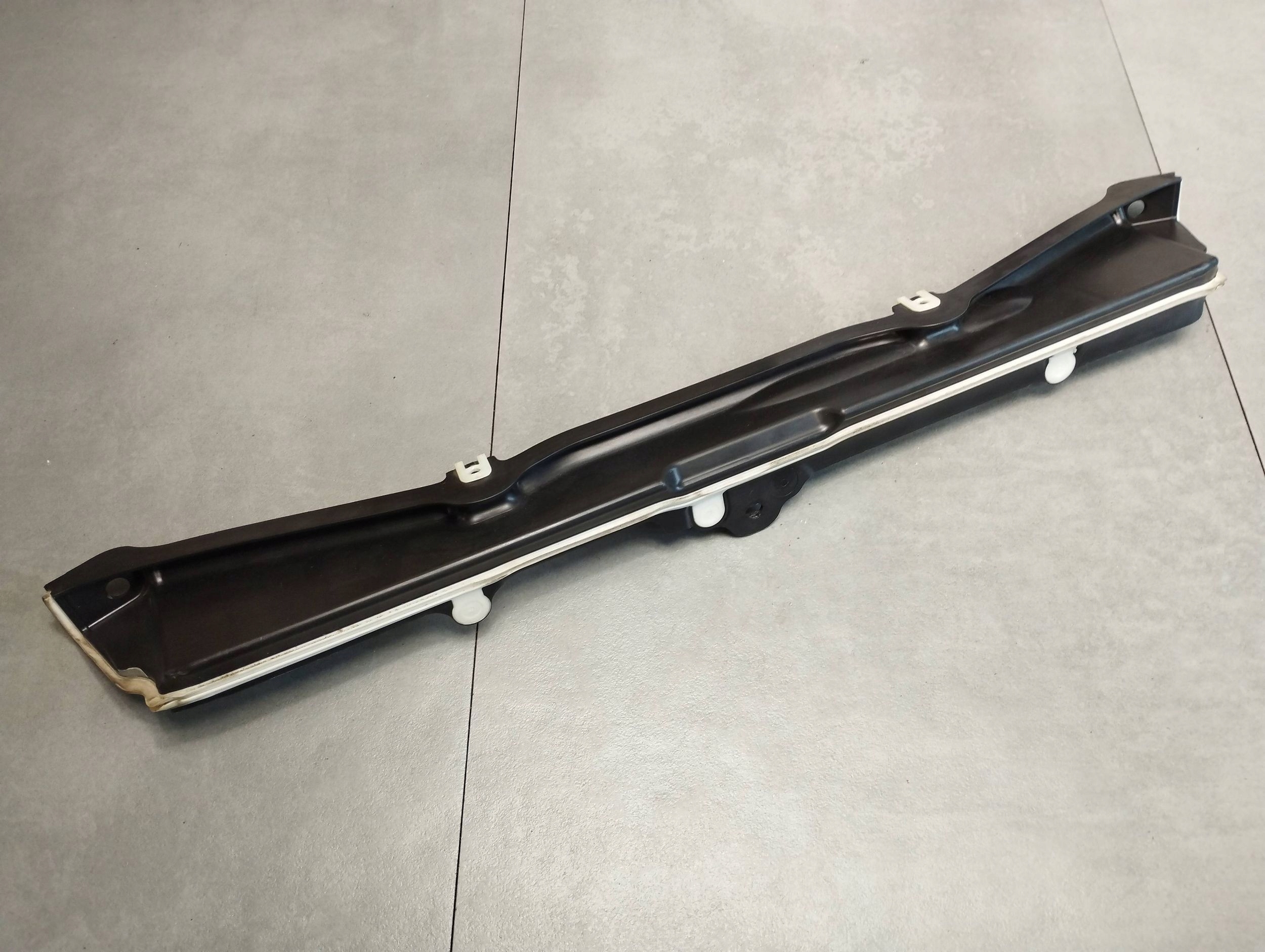 BMW 7 G11 torpedo lower 7340190
