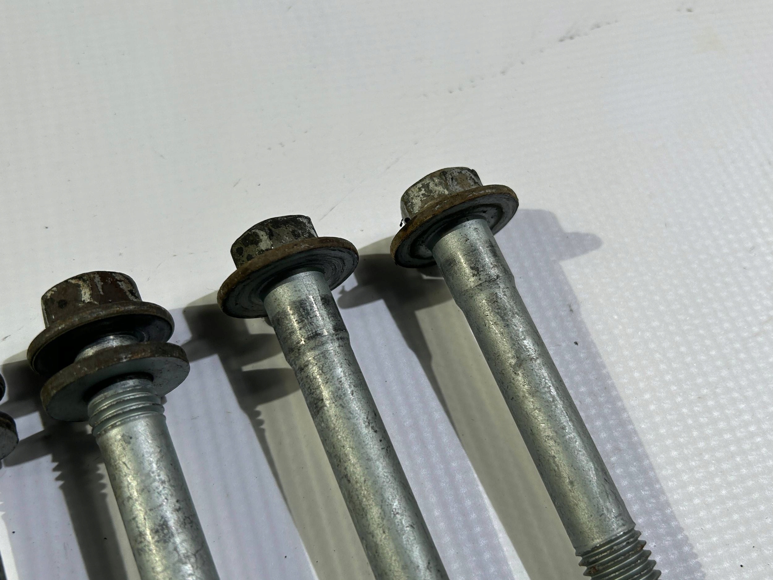 screws mocujace axle beam sanek subframe rear part rear. Dodge Challenger 2008