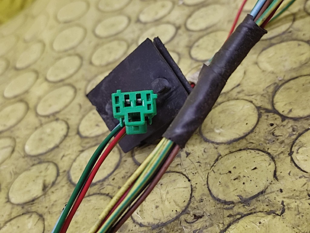 CITROEN C4 Spiegel links 7 PIN