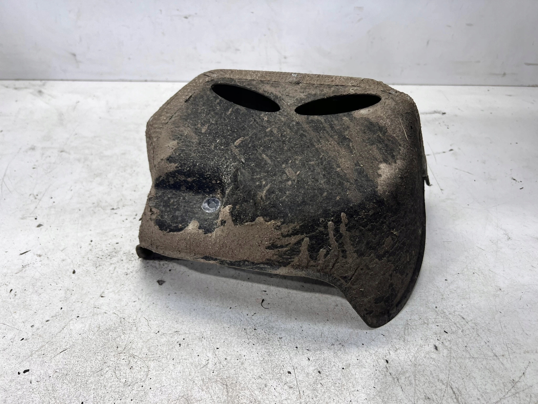 Blende Abdeckung TERMICZNA KOMPRESORA AUDI Q7 4M 4M0616105E