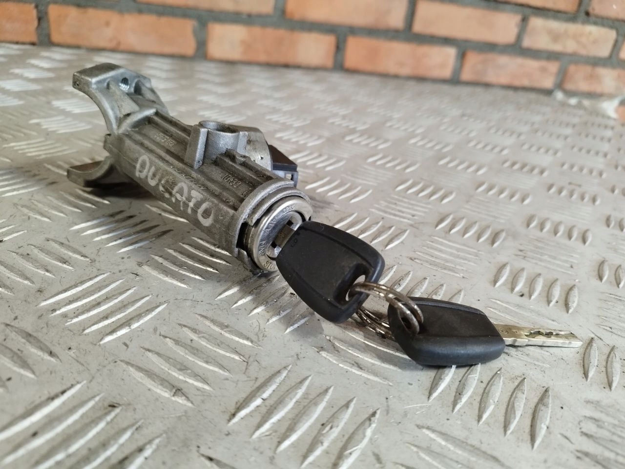 10433 - FIAT DUCATO II FL ЗАМОК ЗАЖИГАНИЯ + КЛЮЧИ JUMPER