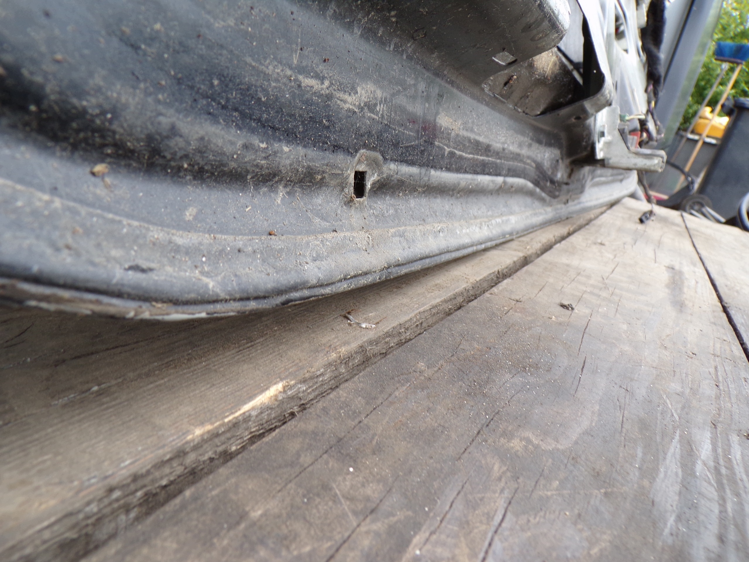trunk door boot rear MERCEDES W245 (1)