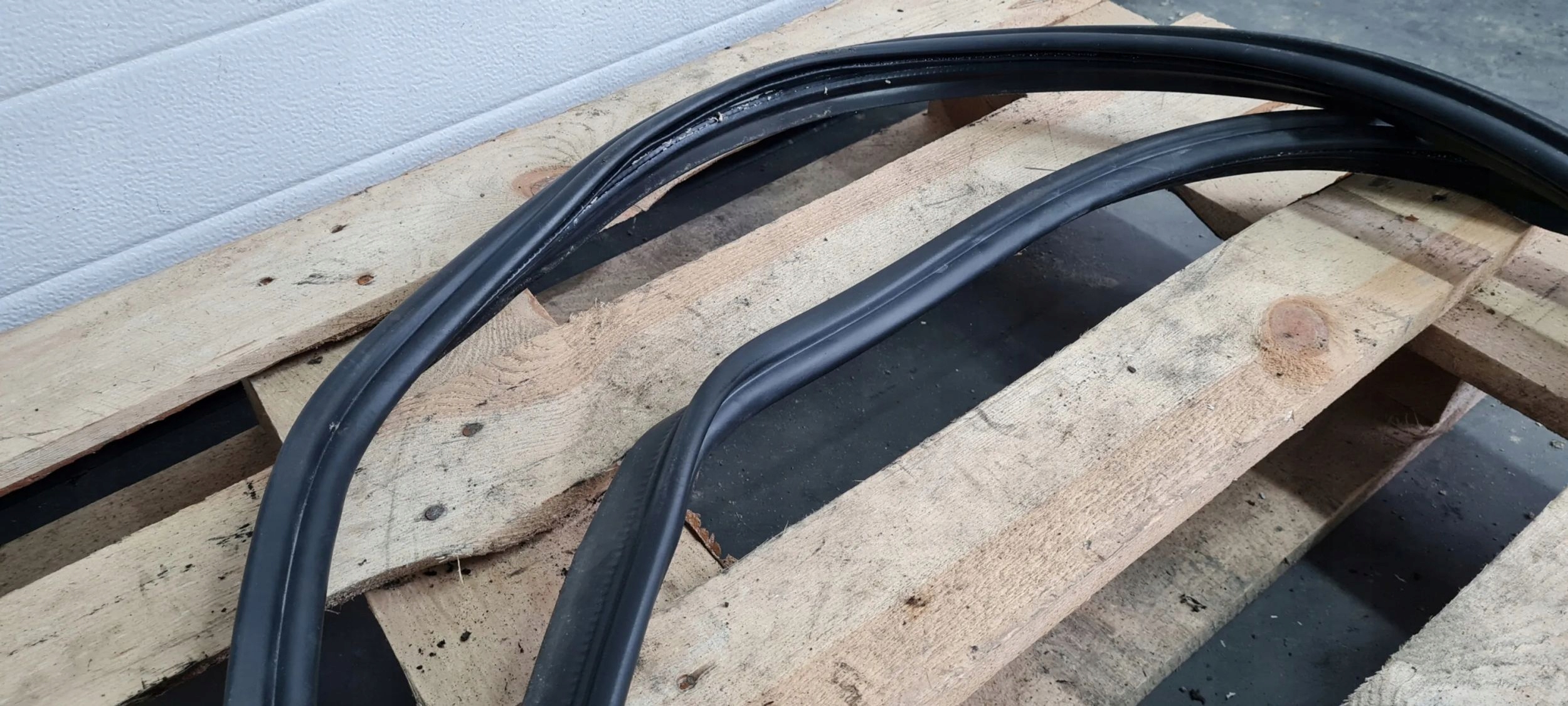 A6 C7 4G gasket bonnet boot rear part KOMBI