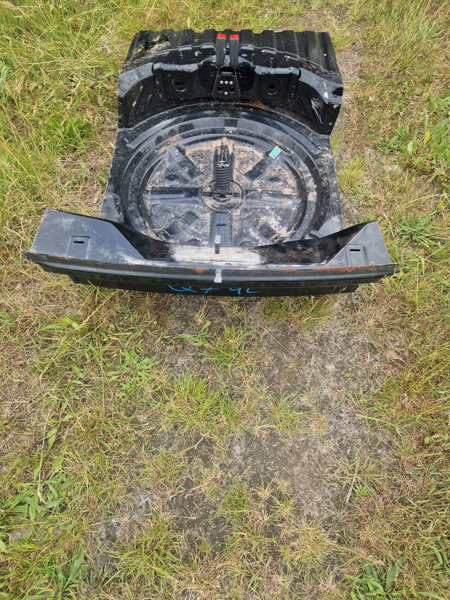 rear panel sump AUDI Q7 4L