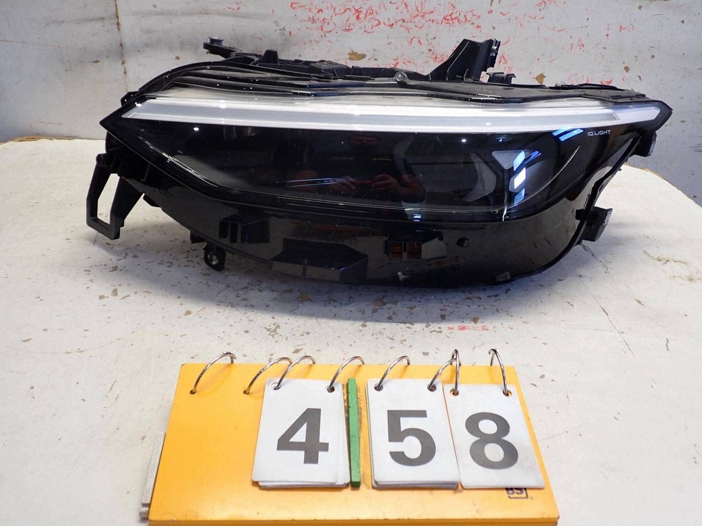 light front front left VW ID7 2023- FULL LED 14B941035B
