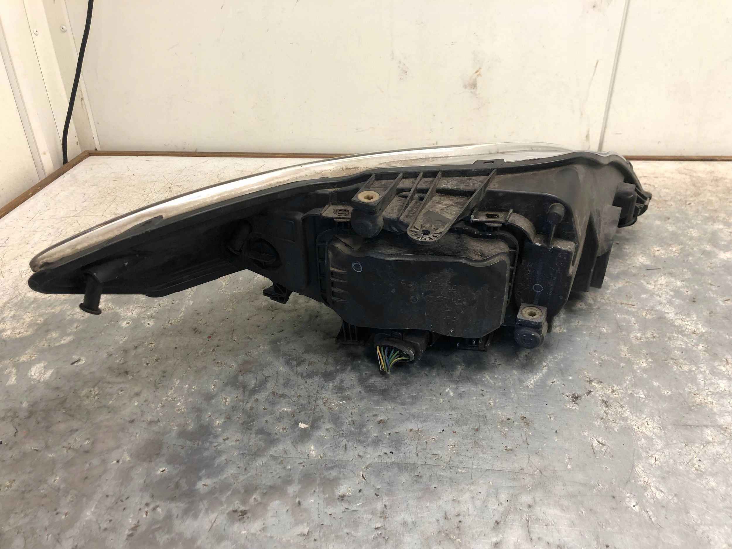light left front FORD MONDEO MK4 7S71-13K060-CC