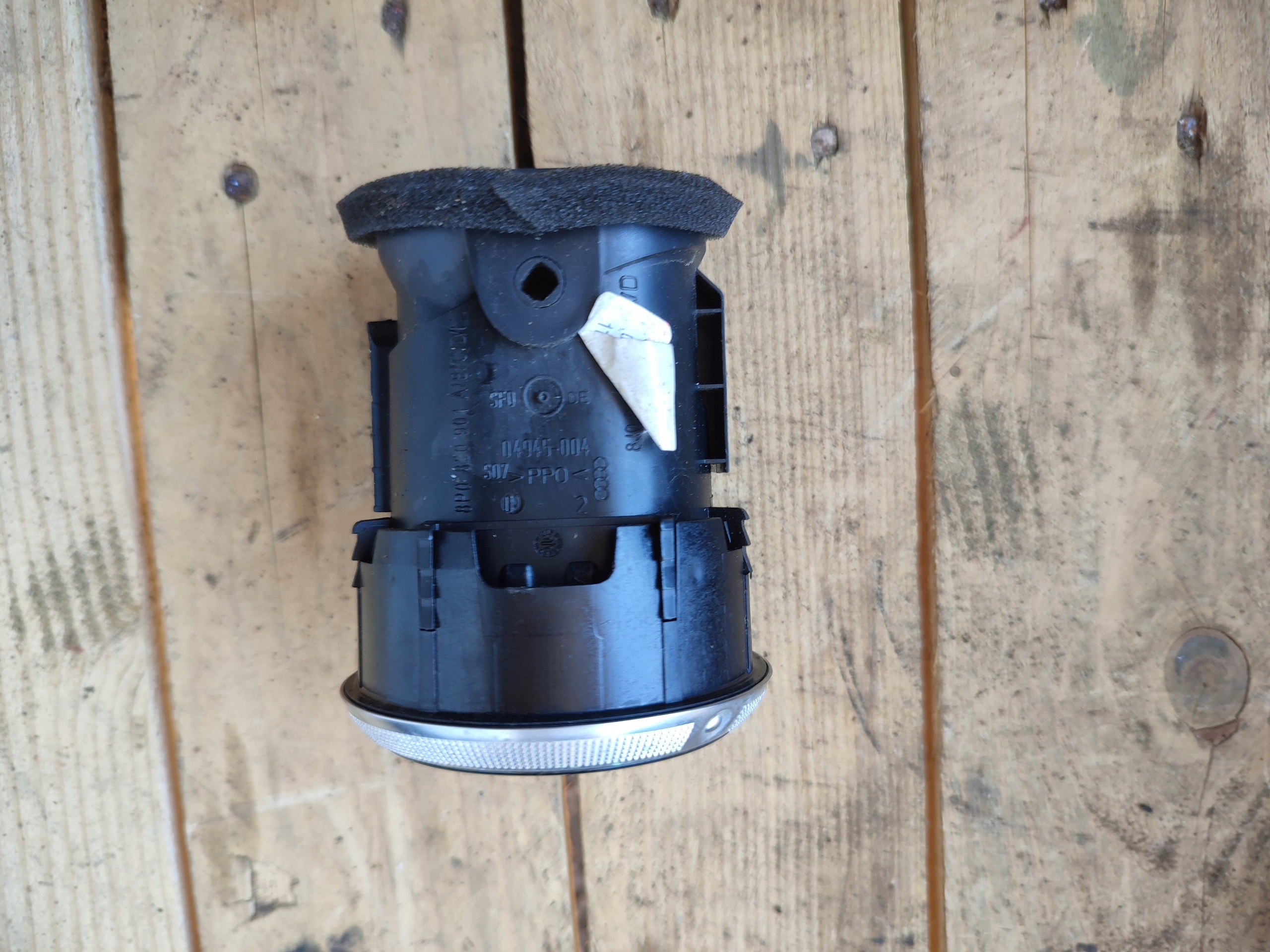 grid air conditioning devices air AUDI A3 8P LIFT 08- 8P0820901F