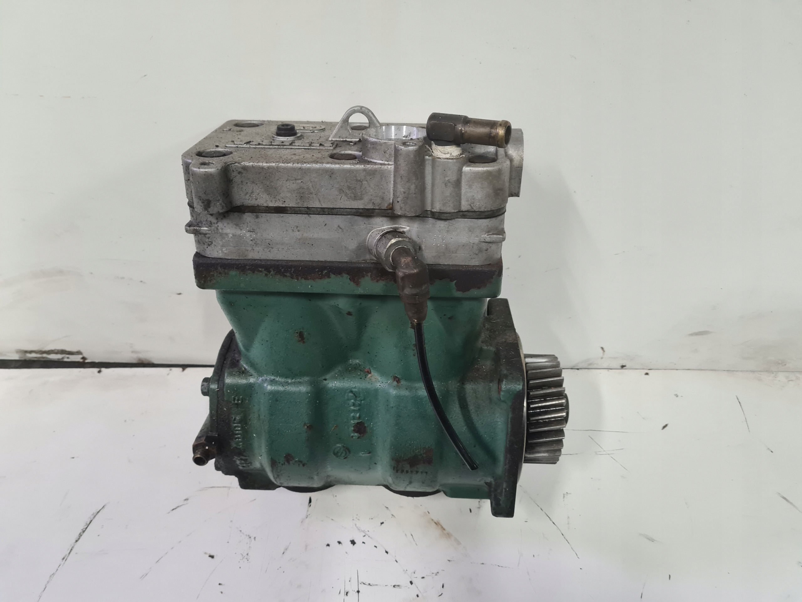 SPRĘŻARKA KOMPRESOR POWIETRZA VOLVO FH 12 FM 12