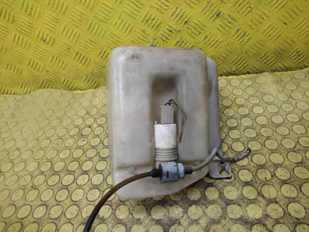 VW GOLF II washer fluid tank 191955453B