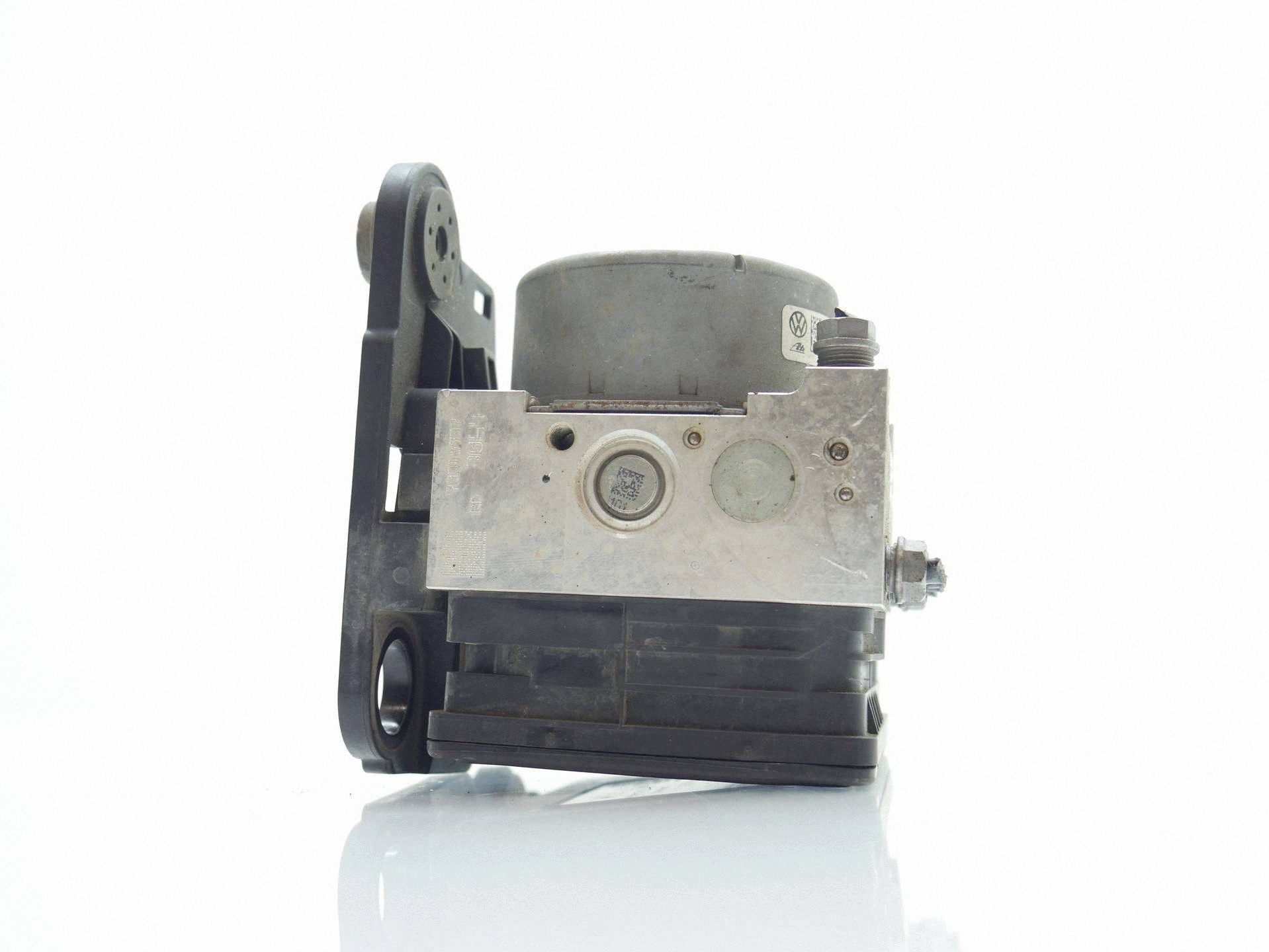 pompe unité de commande électronique uce ABS 5Q0614517CG SKODA SUPERB III 2.0 TDI