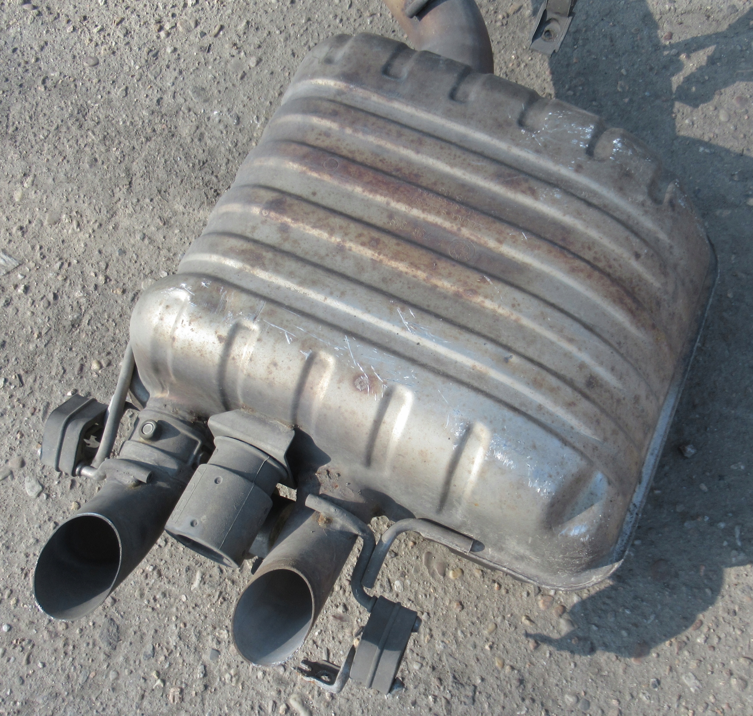BMW 7 E65 07R 3.0D muffler, exhaust