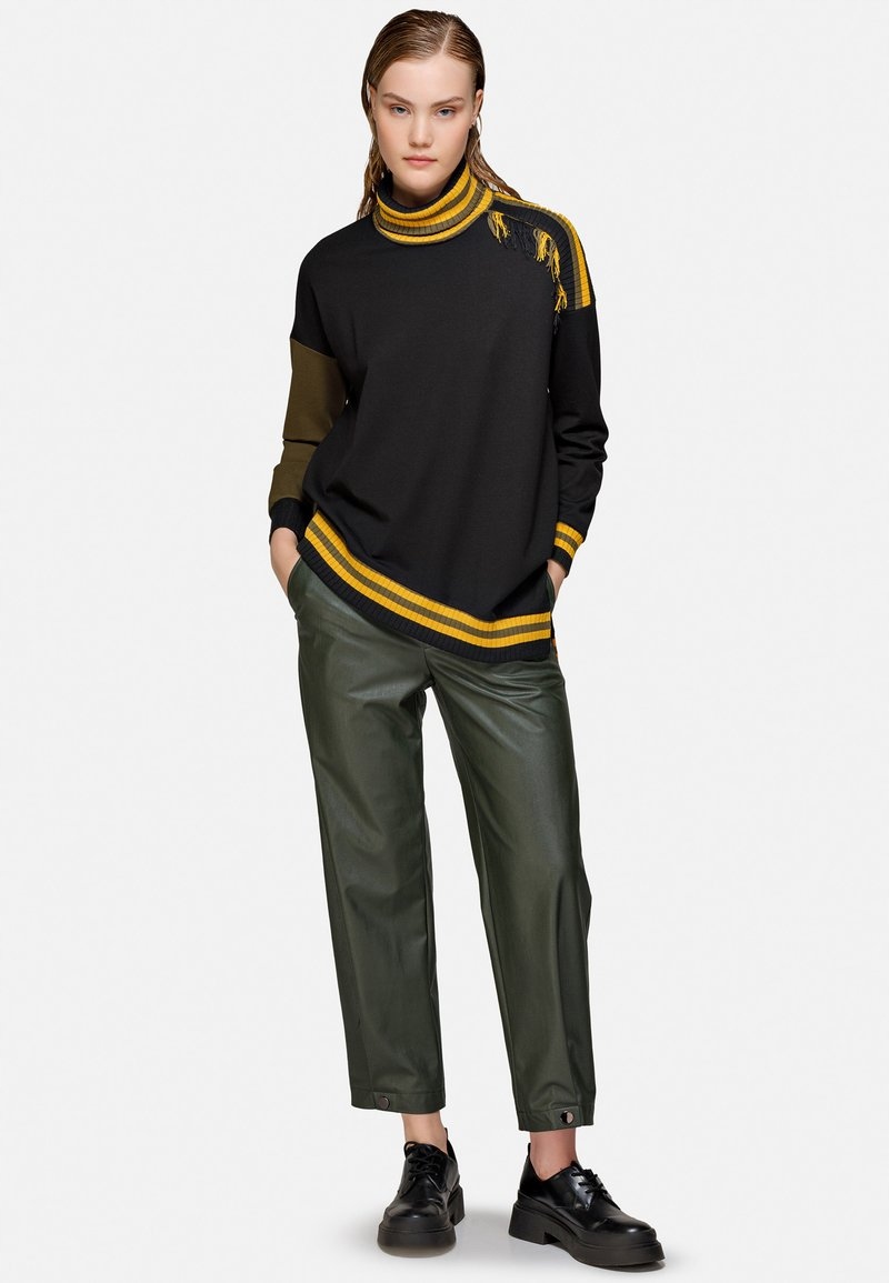 Mikina s rolákem Helmidge 52