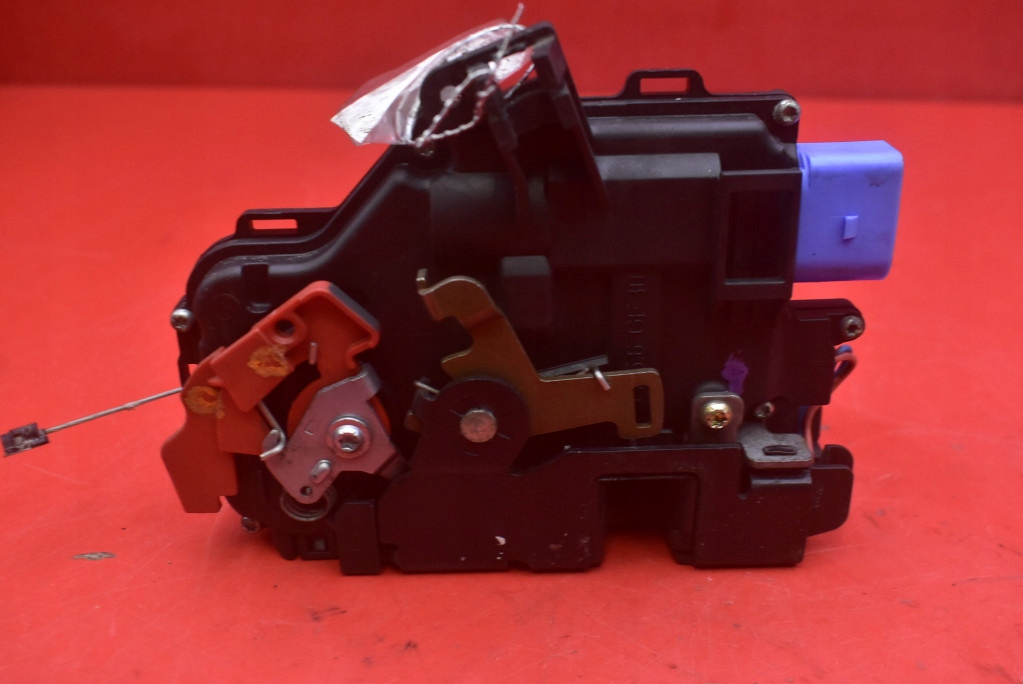 lock door left front front EU 3D1837015ZCX VW JETTA 5 V sedan 05-11