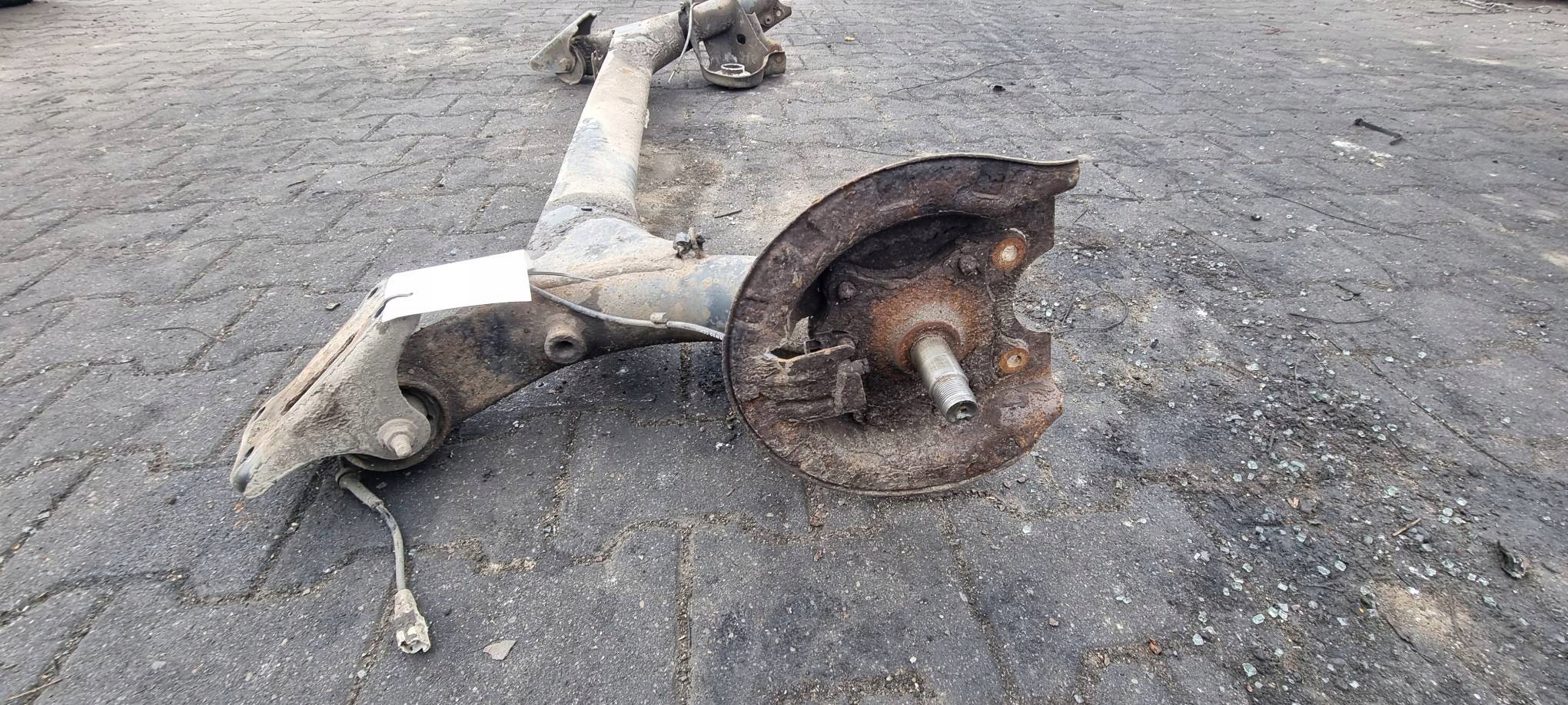 träger / Achsträger heck PEUGEOT 307 KOMBI