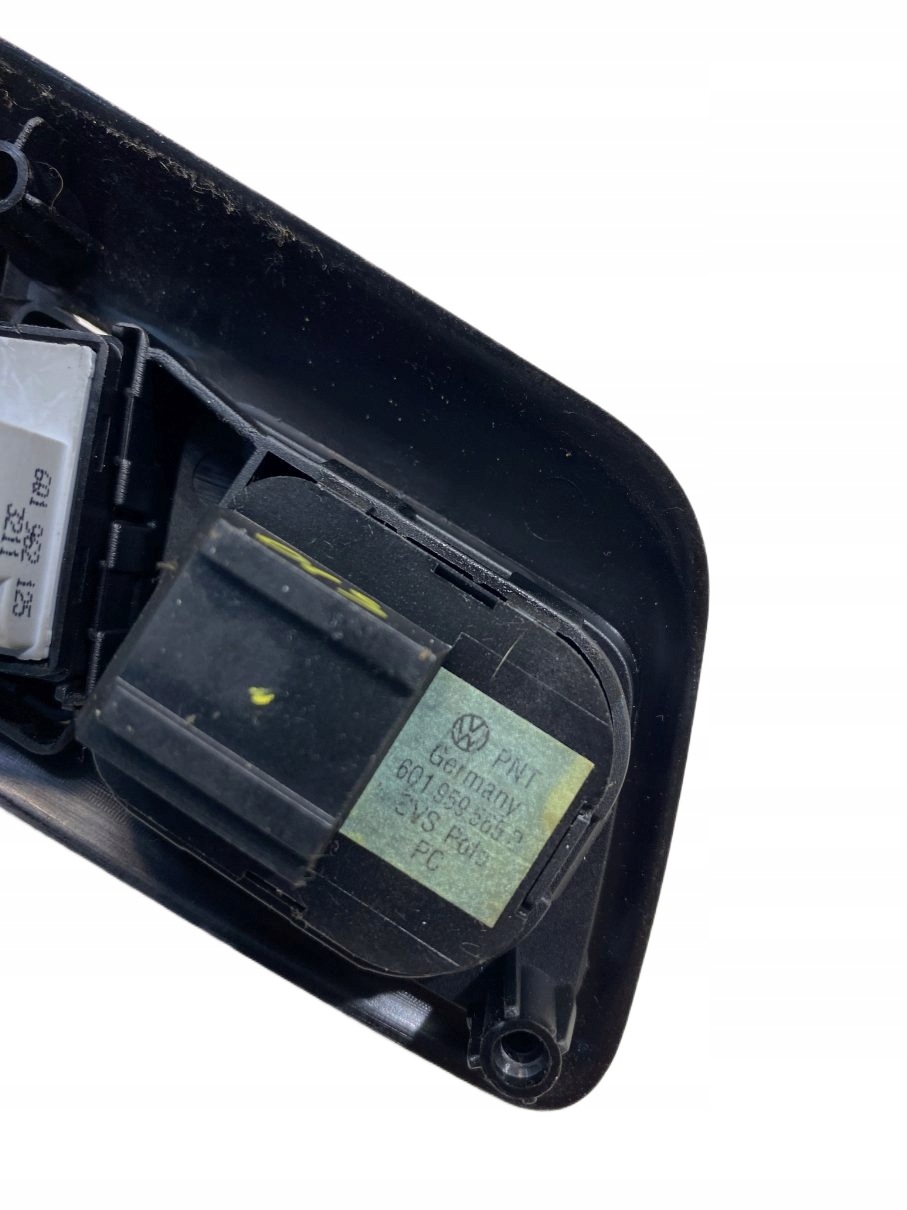 handle inner left front VW POLO IV 9N 6Q1837247G