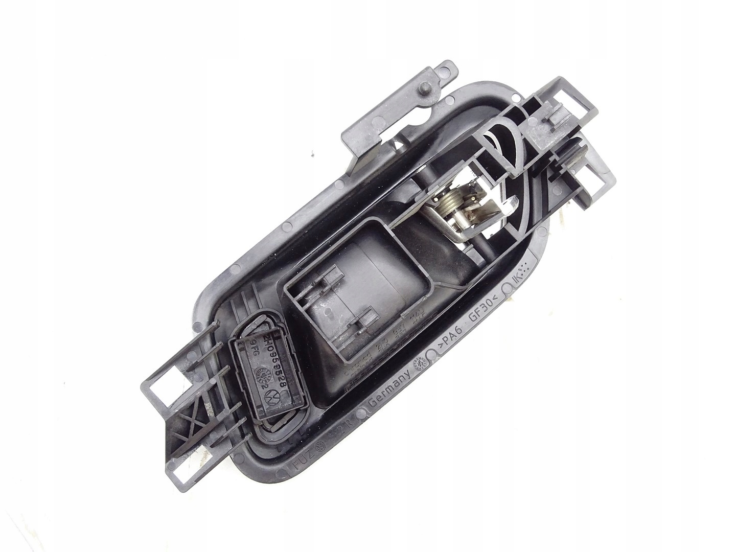 handle door inner right rear part right VW AMAROK and 2H 2H0837114D