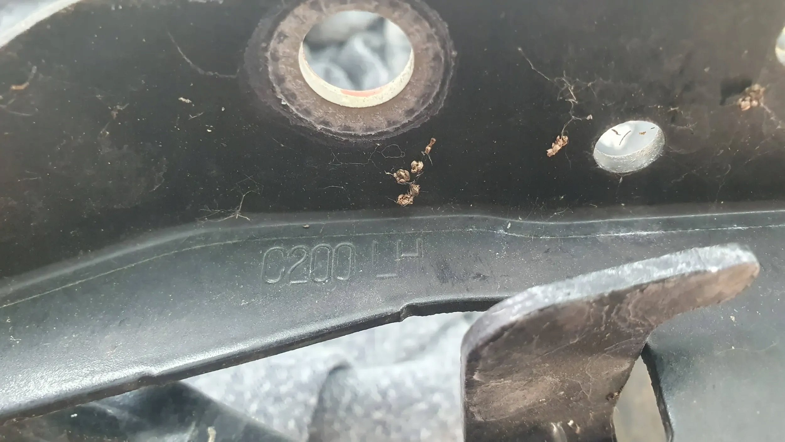 SsangYong Korando 3 III 10- left hinge bonnets