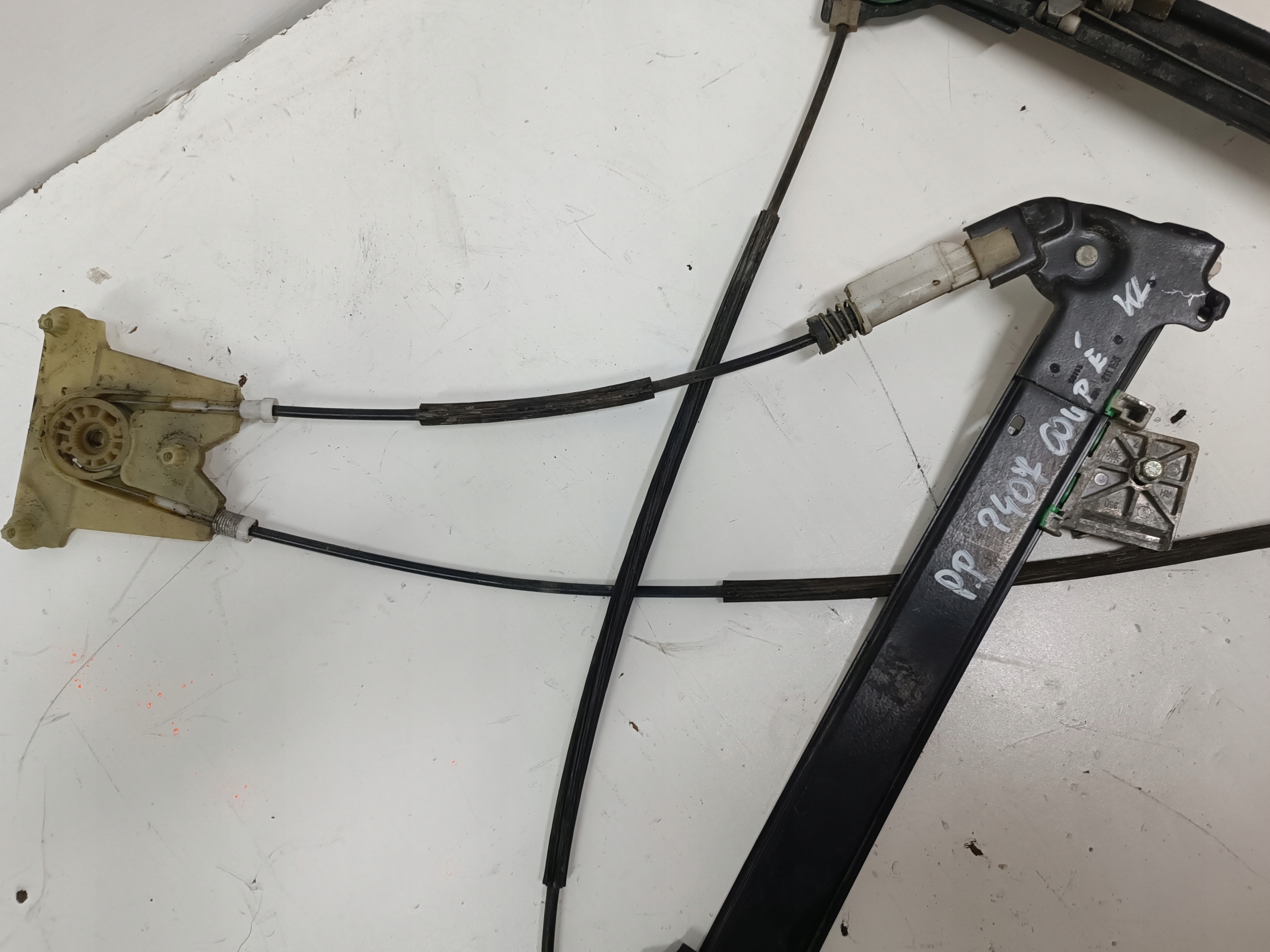 window regulator right front PEUGEOT 407 COUPE