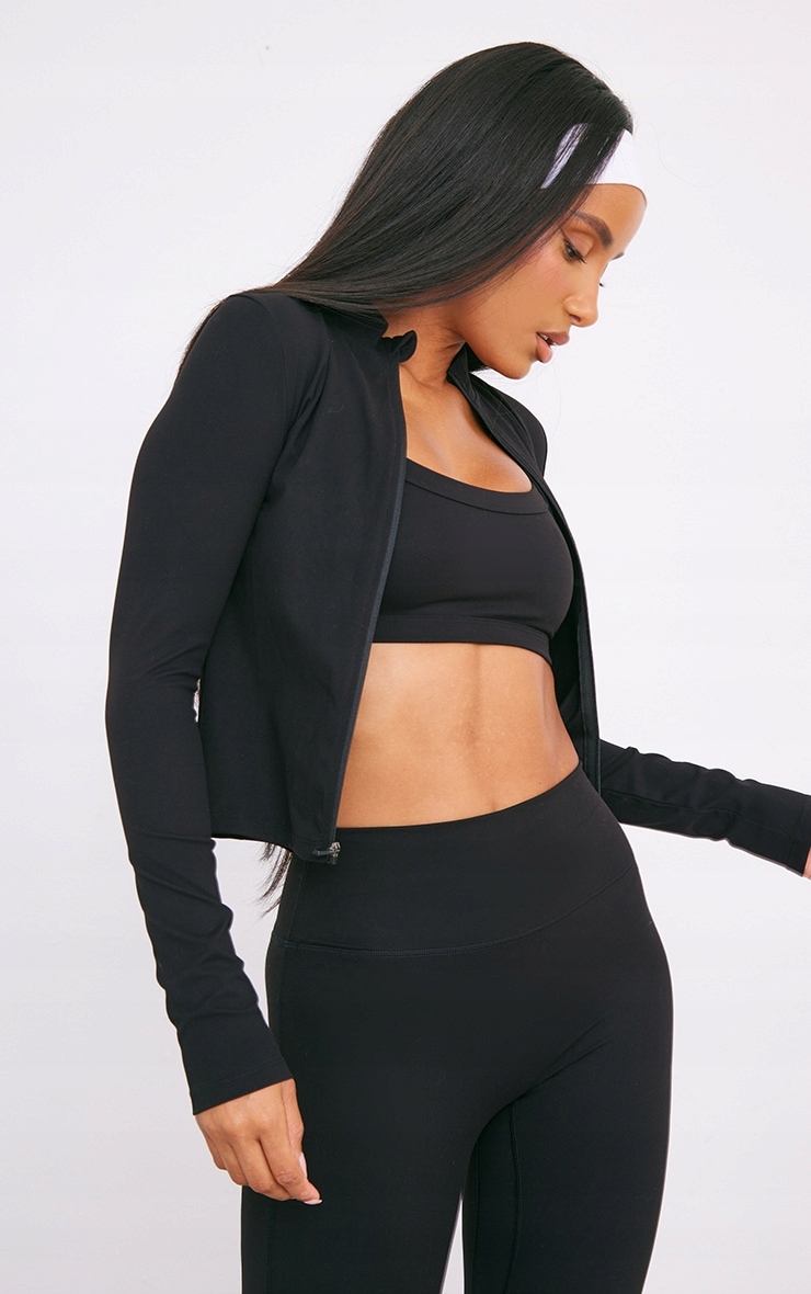 Prettylittlething Czarna Sportowa Bluza 34 0_1