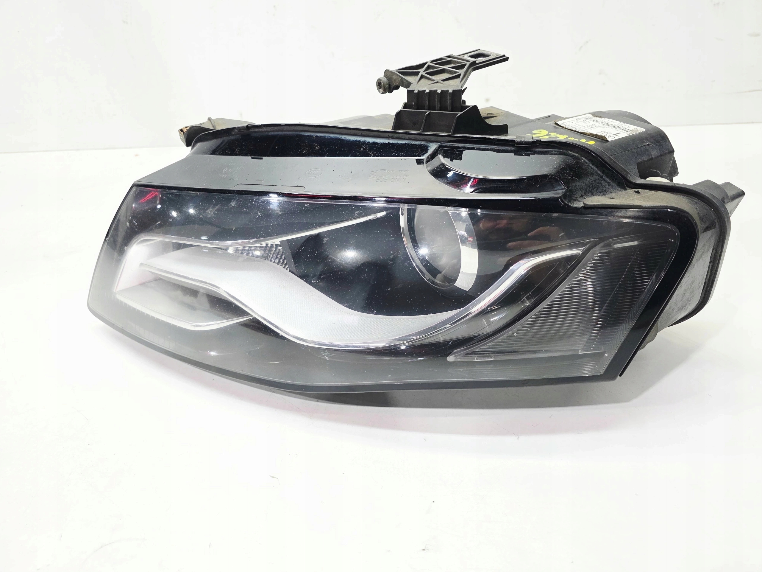 REFLEKTOR light left front BI XENON LED AUDI A4 B8 8K0941029C EU 11/26