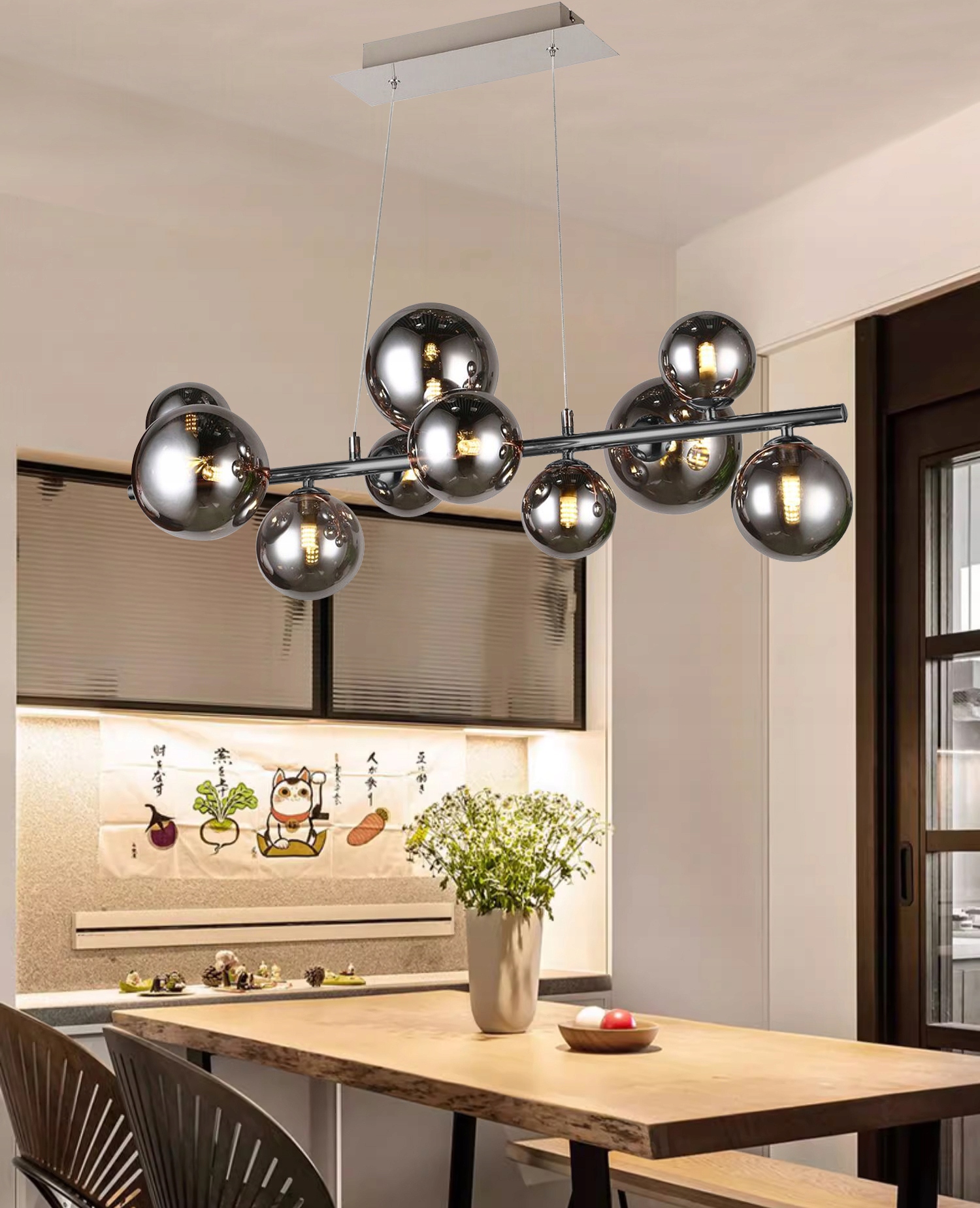 Závěsná lampa Sevilla s deseti kulatými stínítky