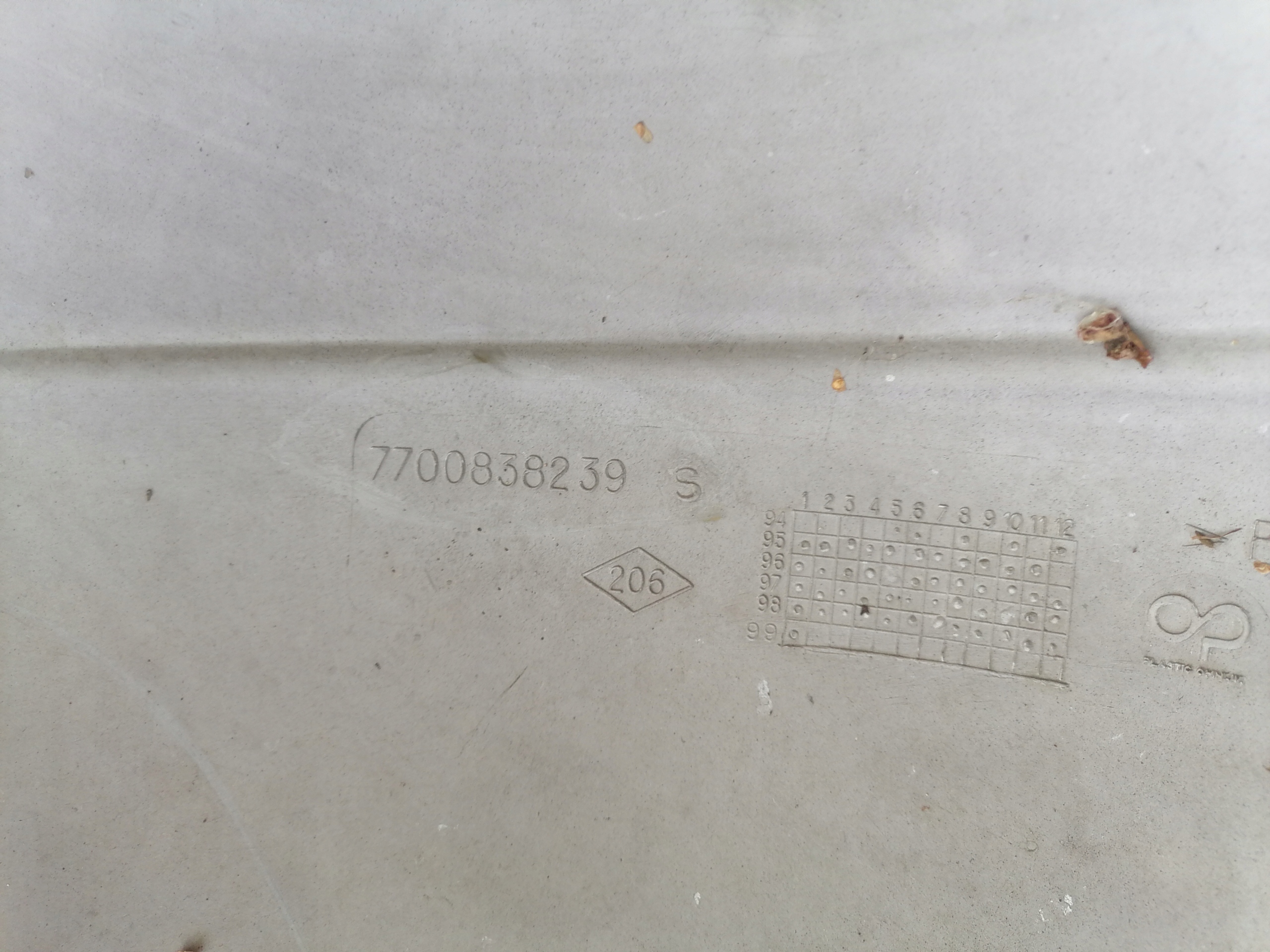 Paraurti posteriore RENAULT MEGANE e COUPE 7700838239