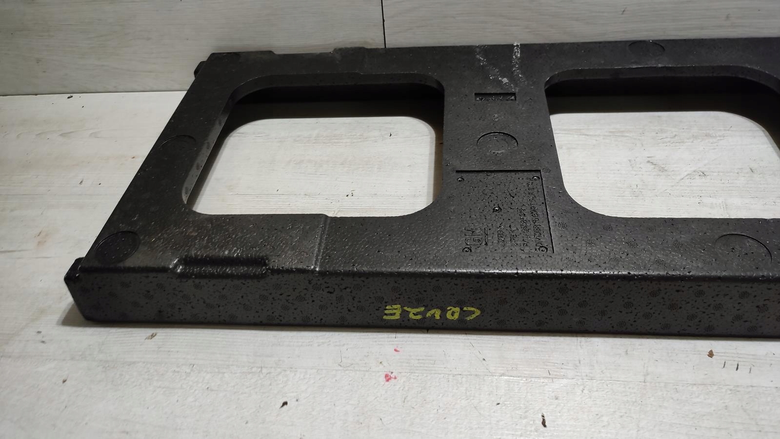 polystirene boot kombi Chevrolet Cruze