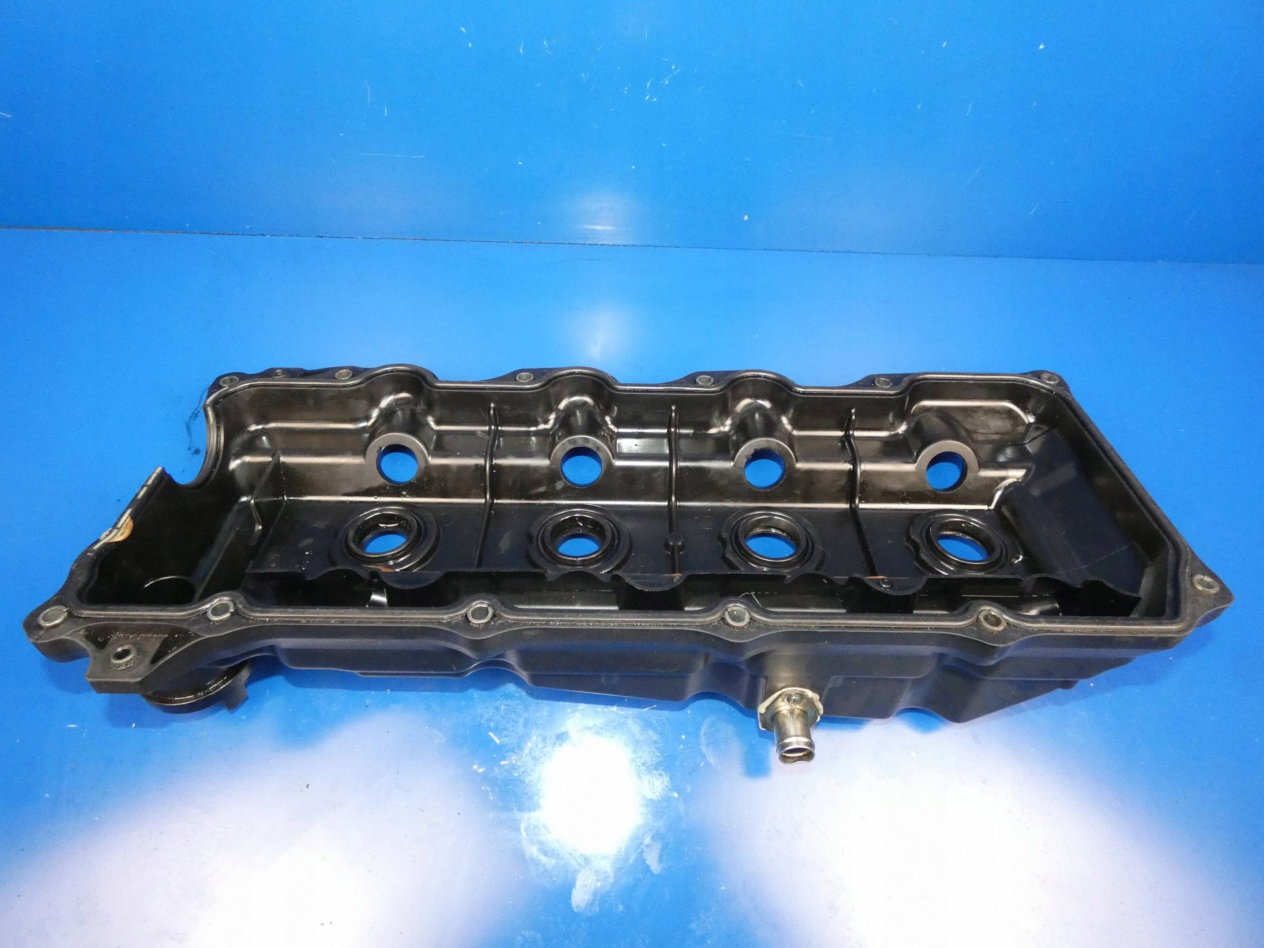 TOYOTA LAND CRUISER J200 HILUX 3.0 D4D ventildeckel