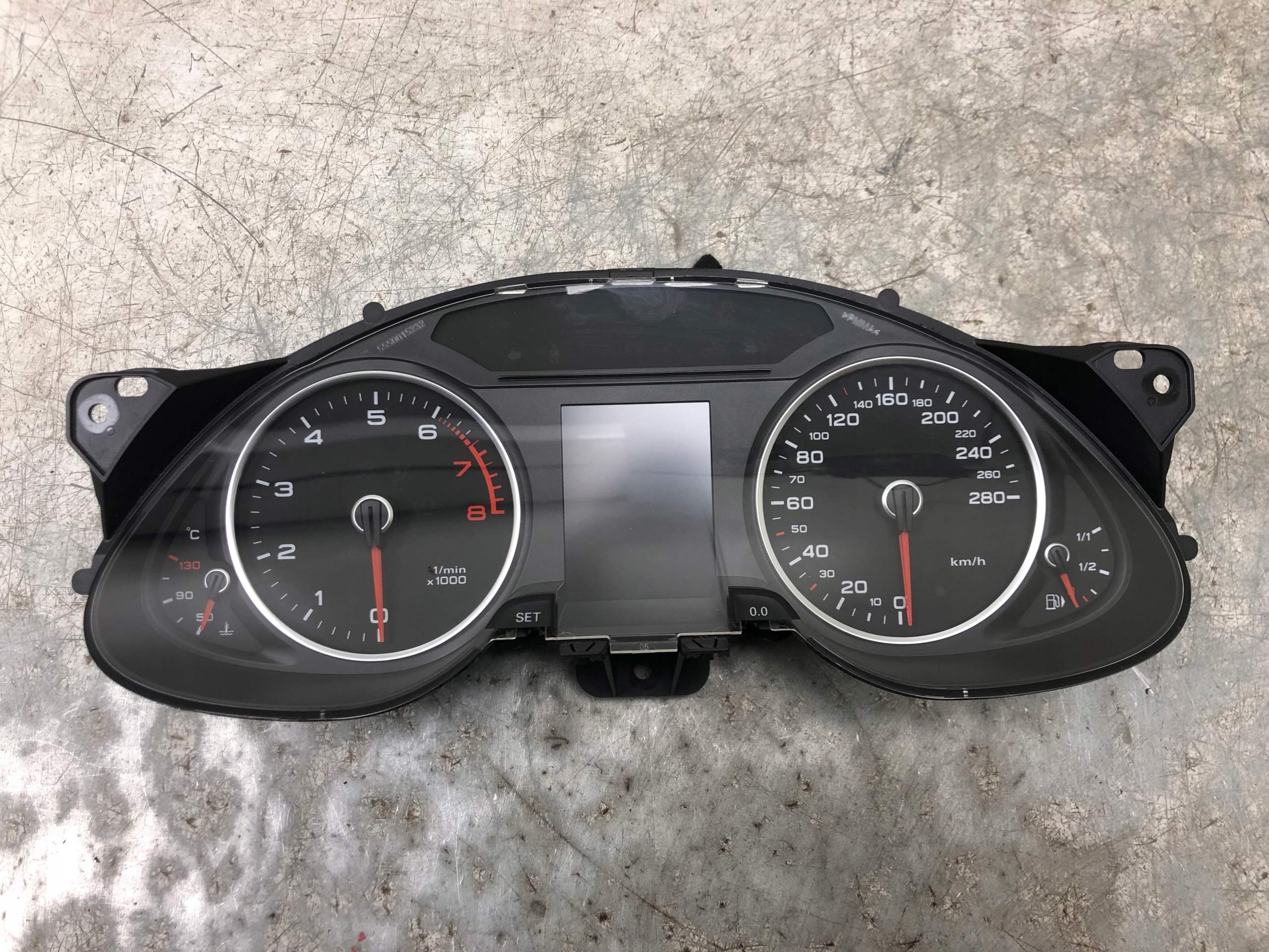 dials dials AUDI A4 B8 LIFT 8K0920931D EUROPA