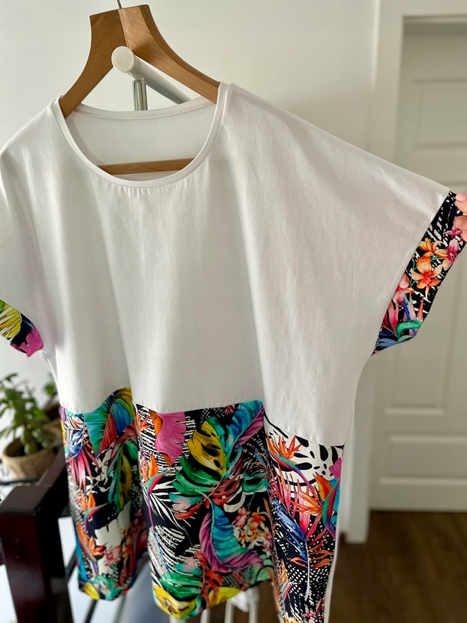 Krásná Halenka Polsko Size+ Nová vel 52/54