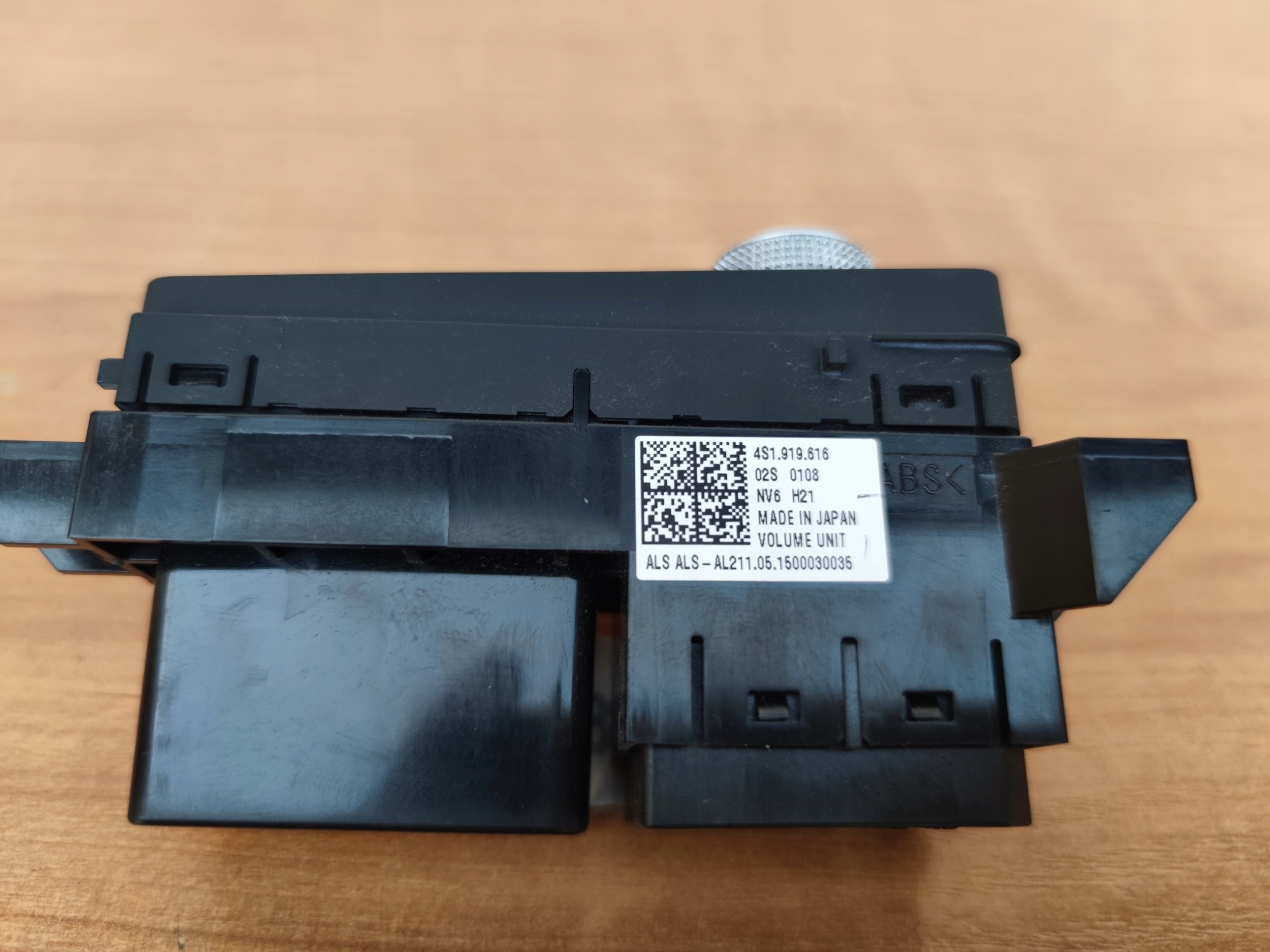 AUDI R8 4S PANEL REGULATOR GLOSNOSCI hlavice
