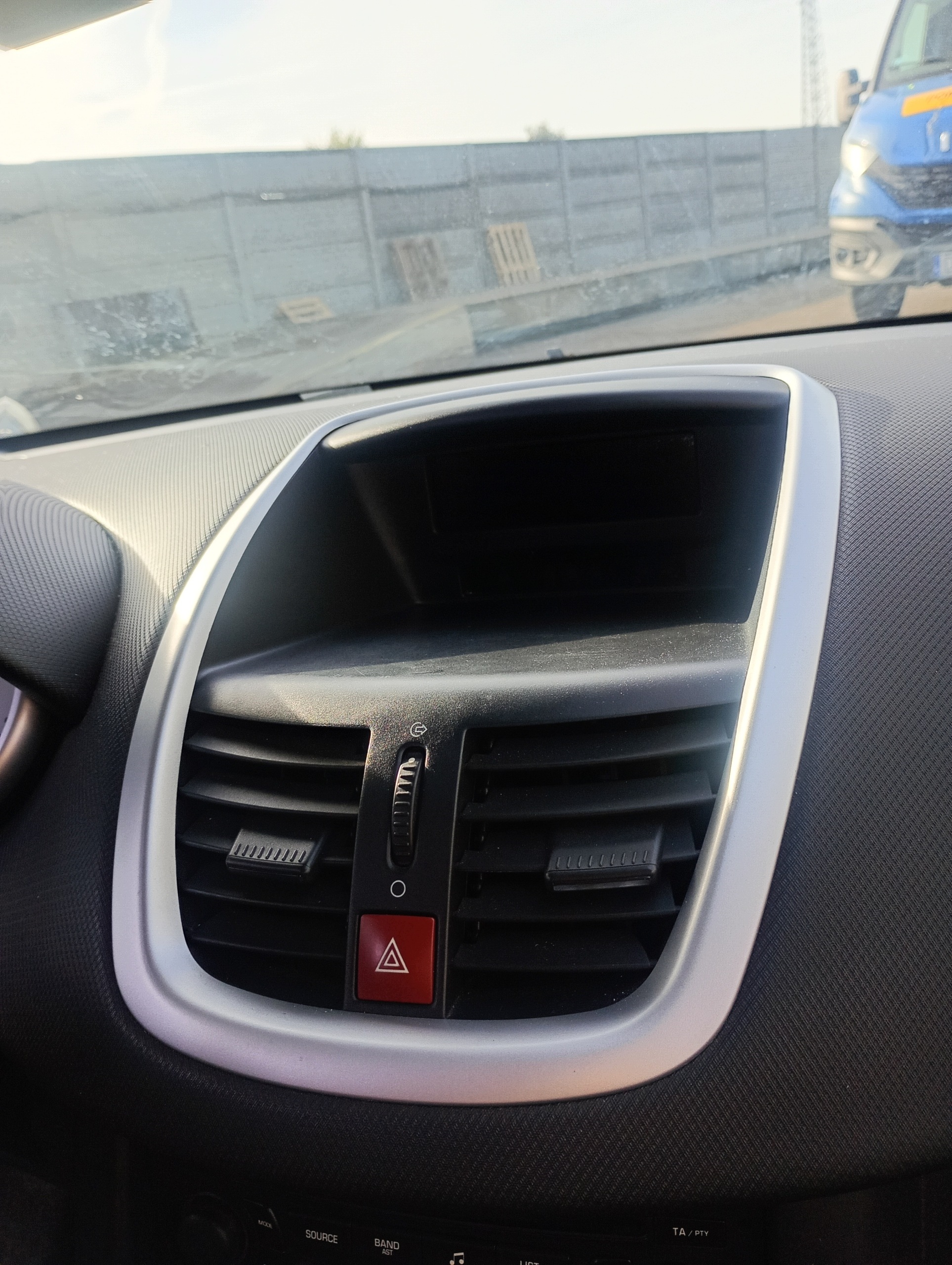 grid air conditioning devices air central Peugeot 207 06-13