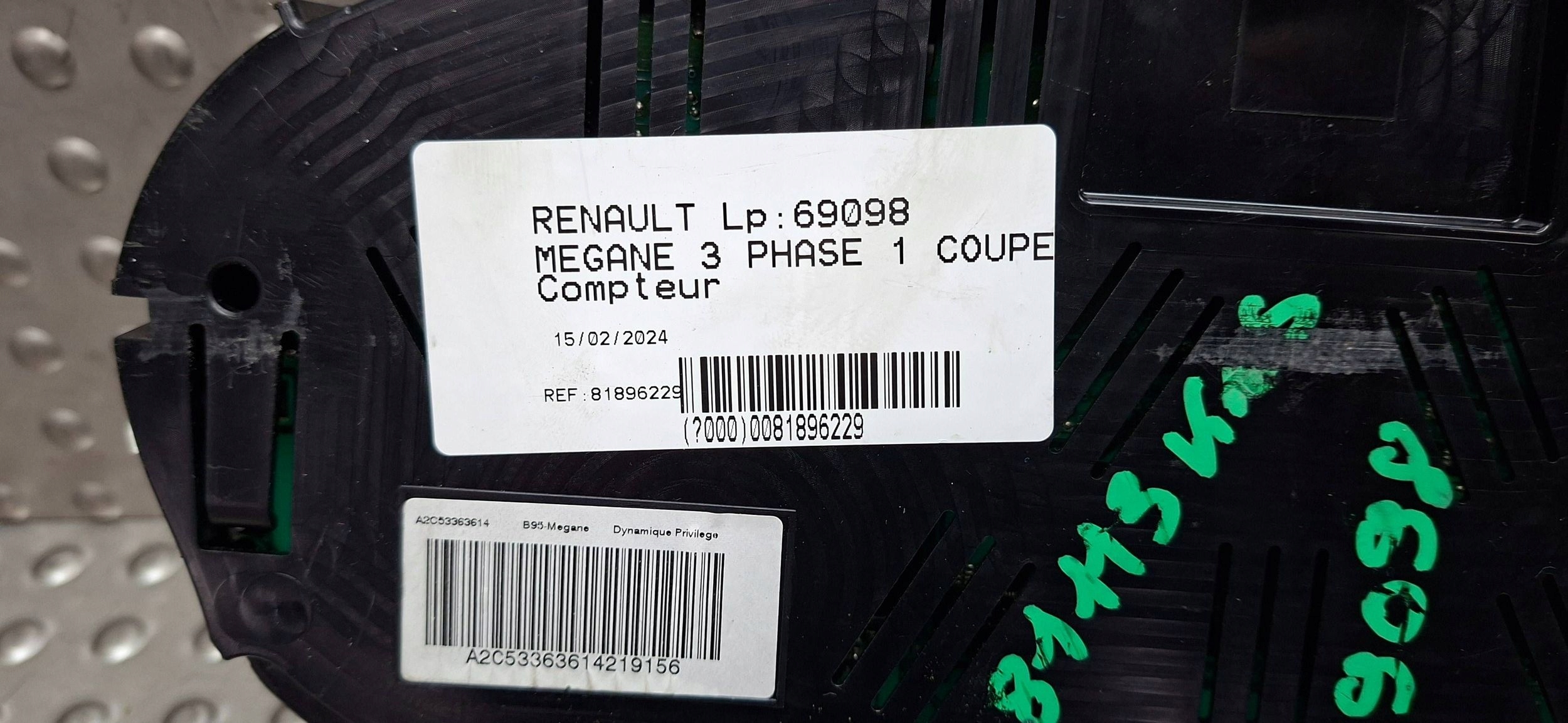 dials 248100342R RENAULT MEGANE III 1.5 DCI 2009