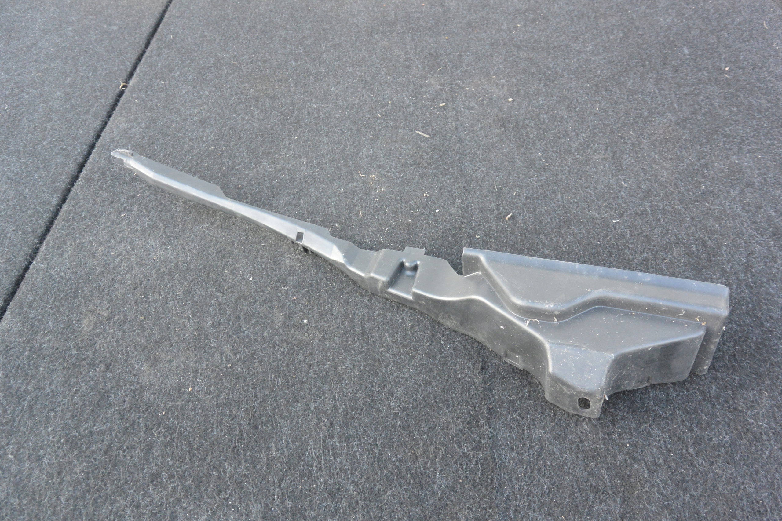 cover of a lock bonnets LEXUS GS III 450H