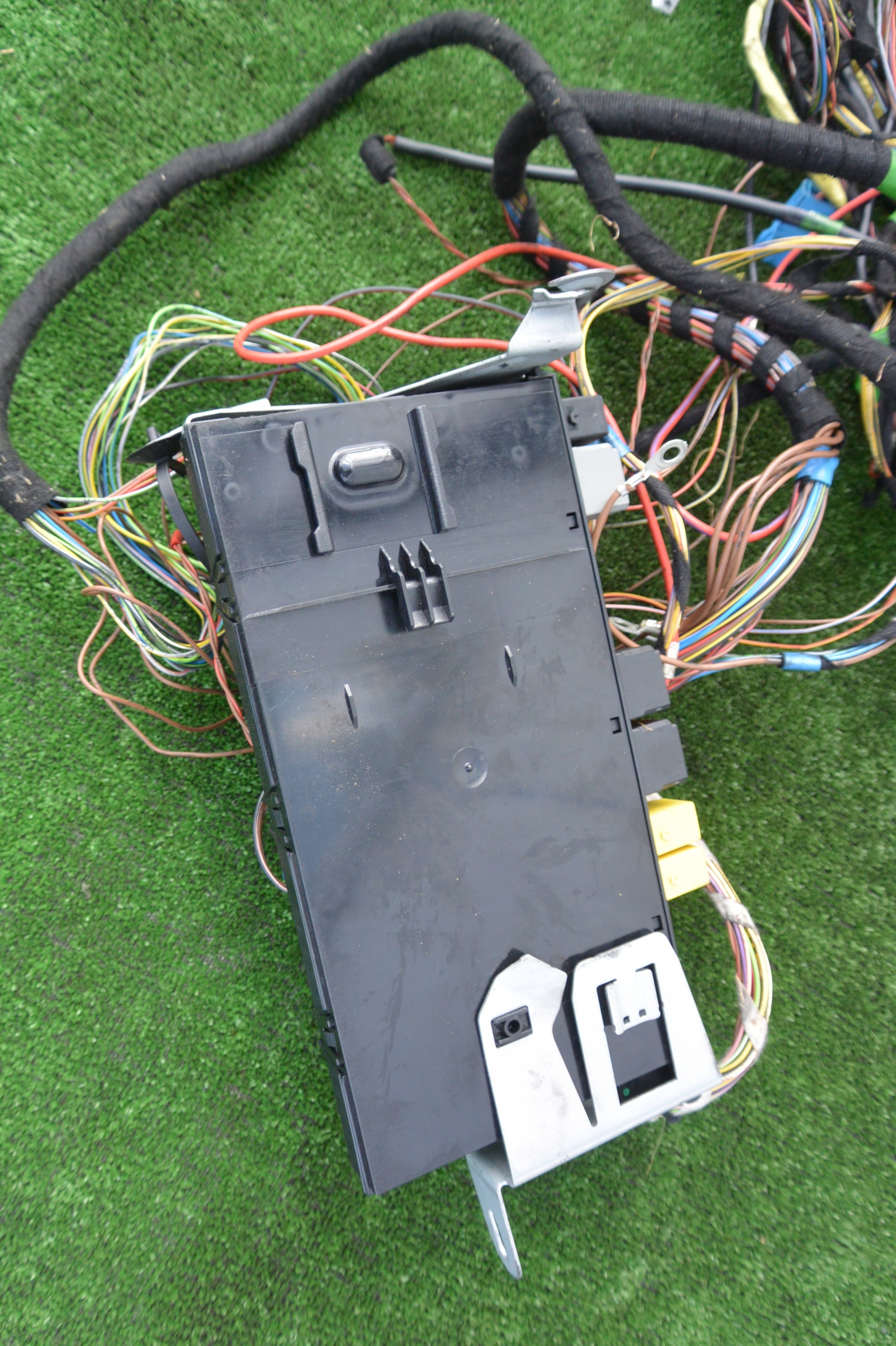 module control unit SAM bundle bonnet boot MERCEDES W211 LIFT sedan KPL