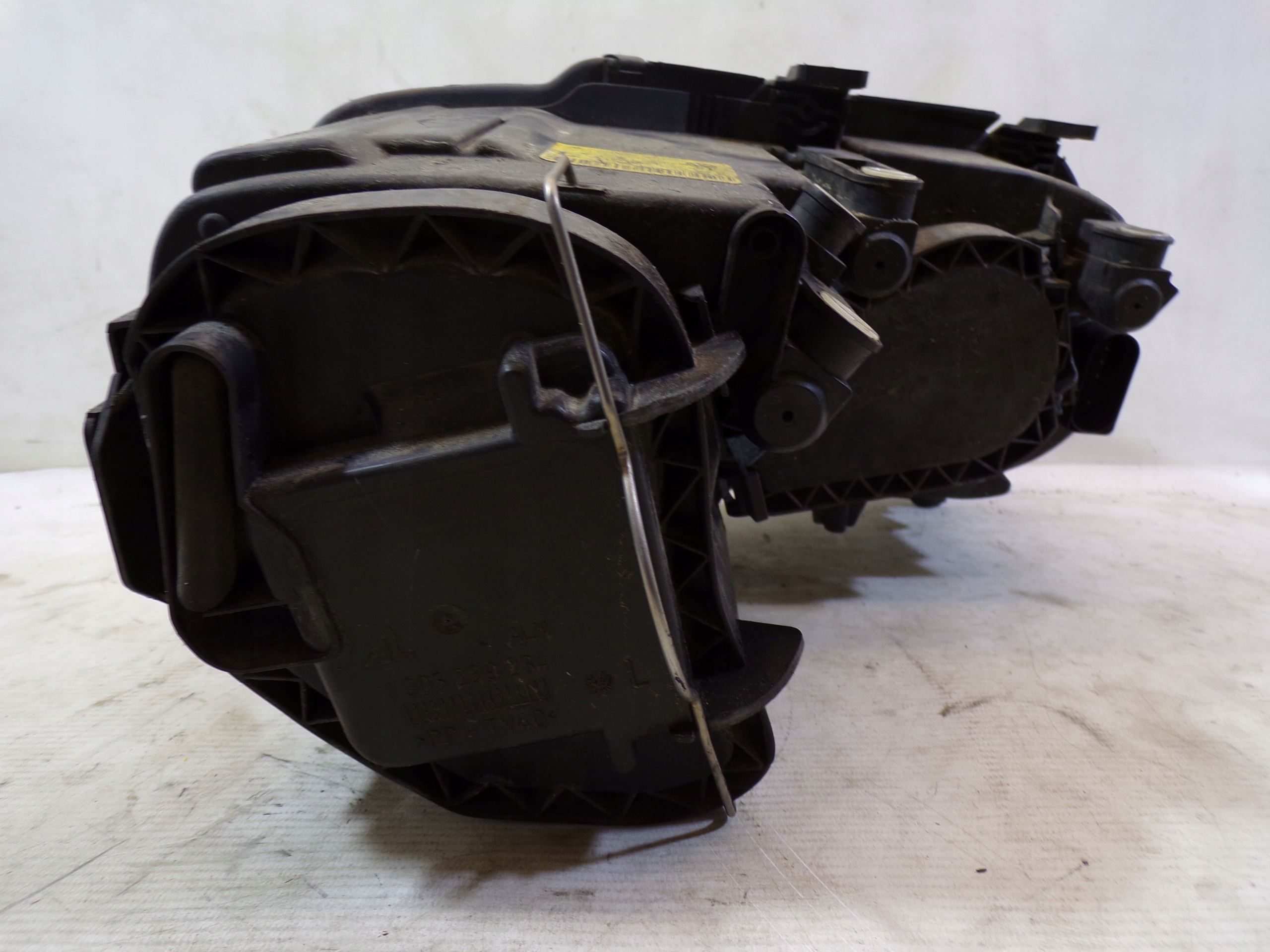 light front front left VOLKSWAGEN TOURAN 1 and (K) (2)