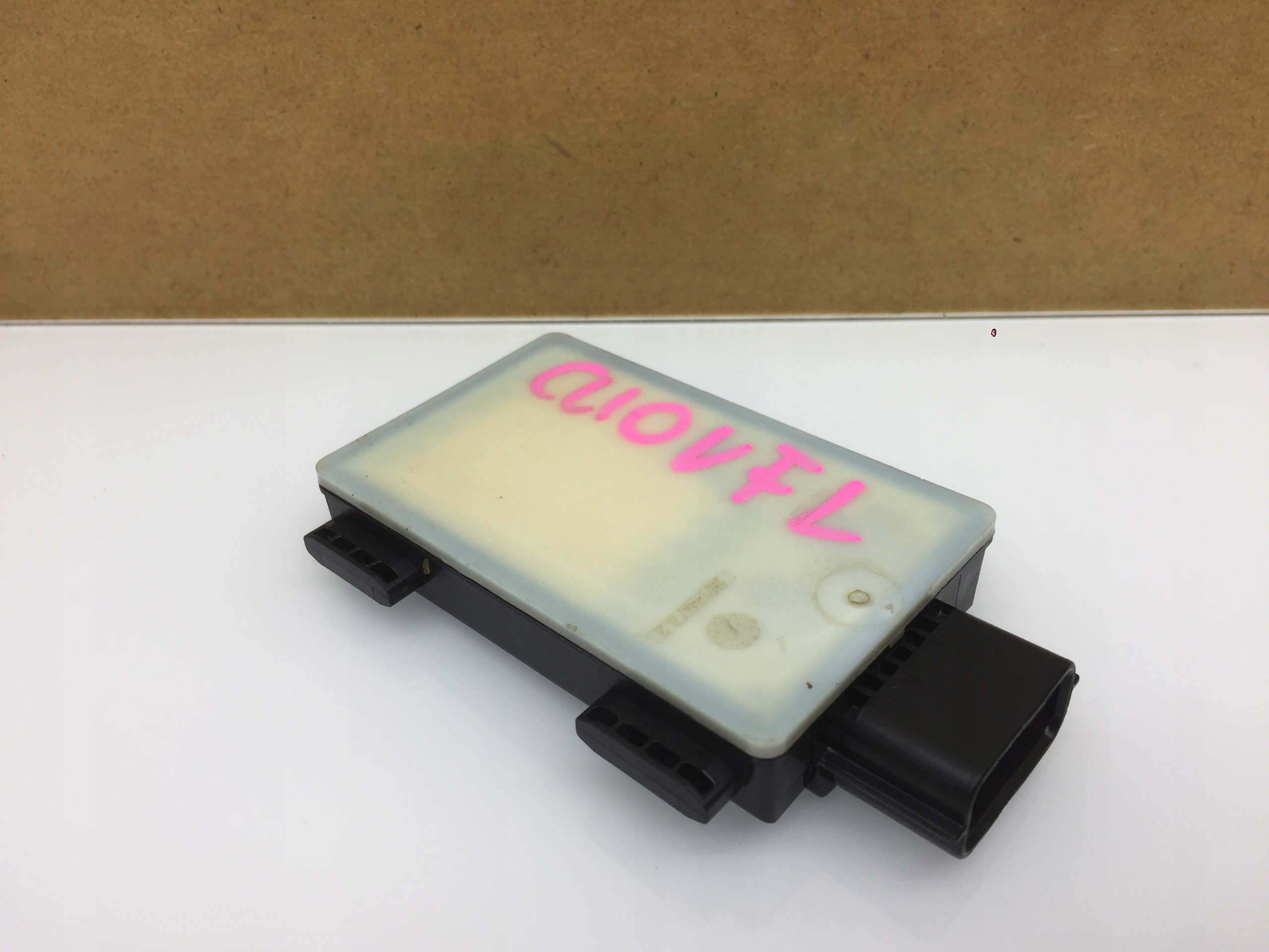 renault CLIO V 5 РЕСТАЙЛИНГ датчик парковки задний правый