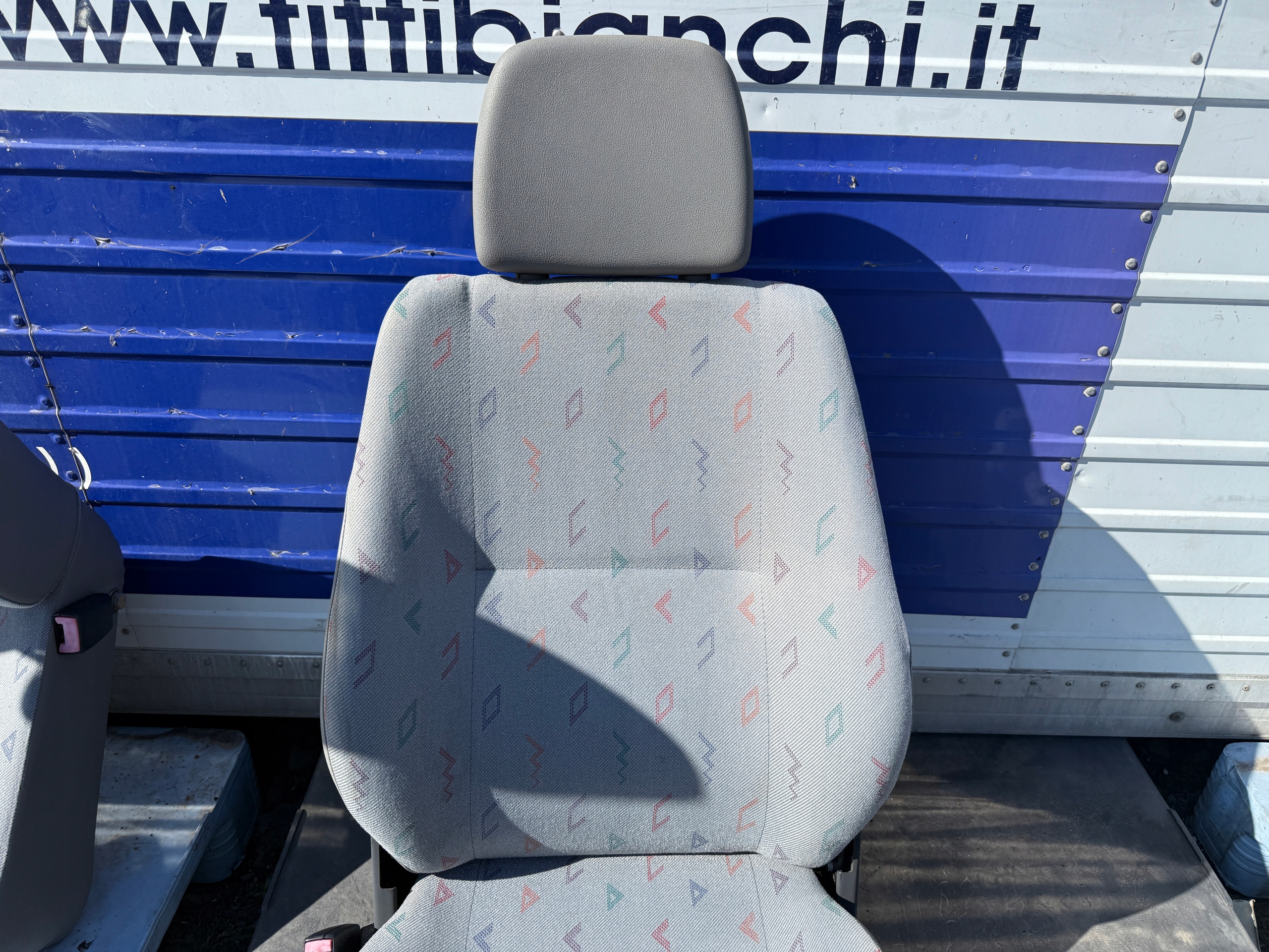 VW LT SPRINTER 00-06 seat left front driver´s ISRI